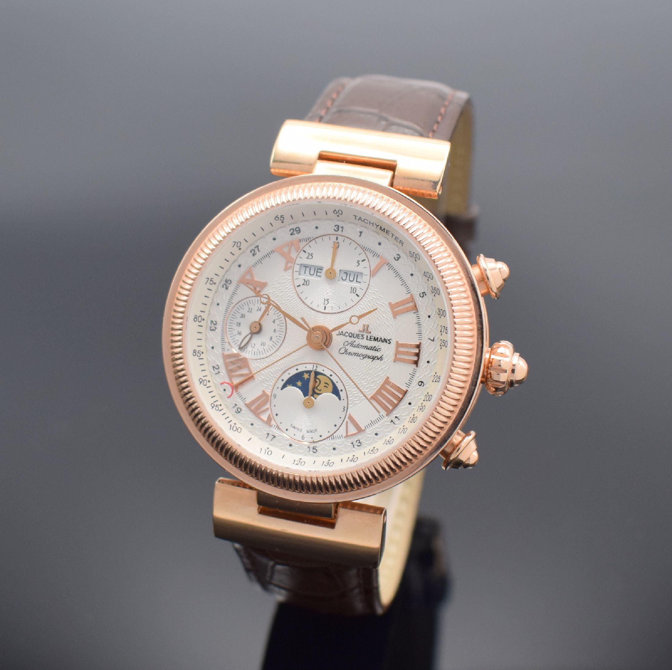 JACQUES LEMANS Armbandchronograph mit Vollkalenderanzeige, Automatik, Schweiz um 1995, rosé-verg. Edelstahlgeh. inkl. orig. Lederband m. orig. ...