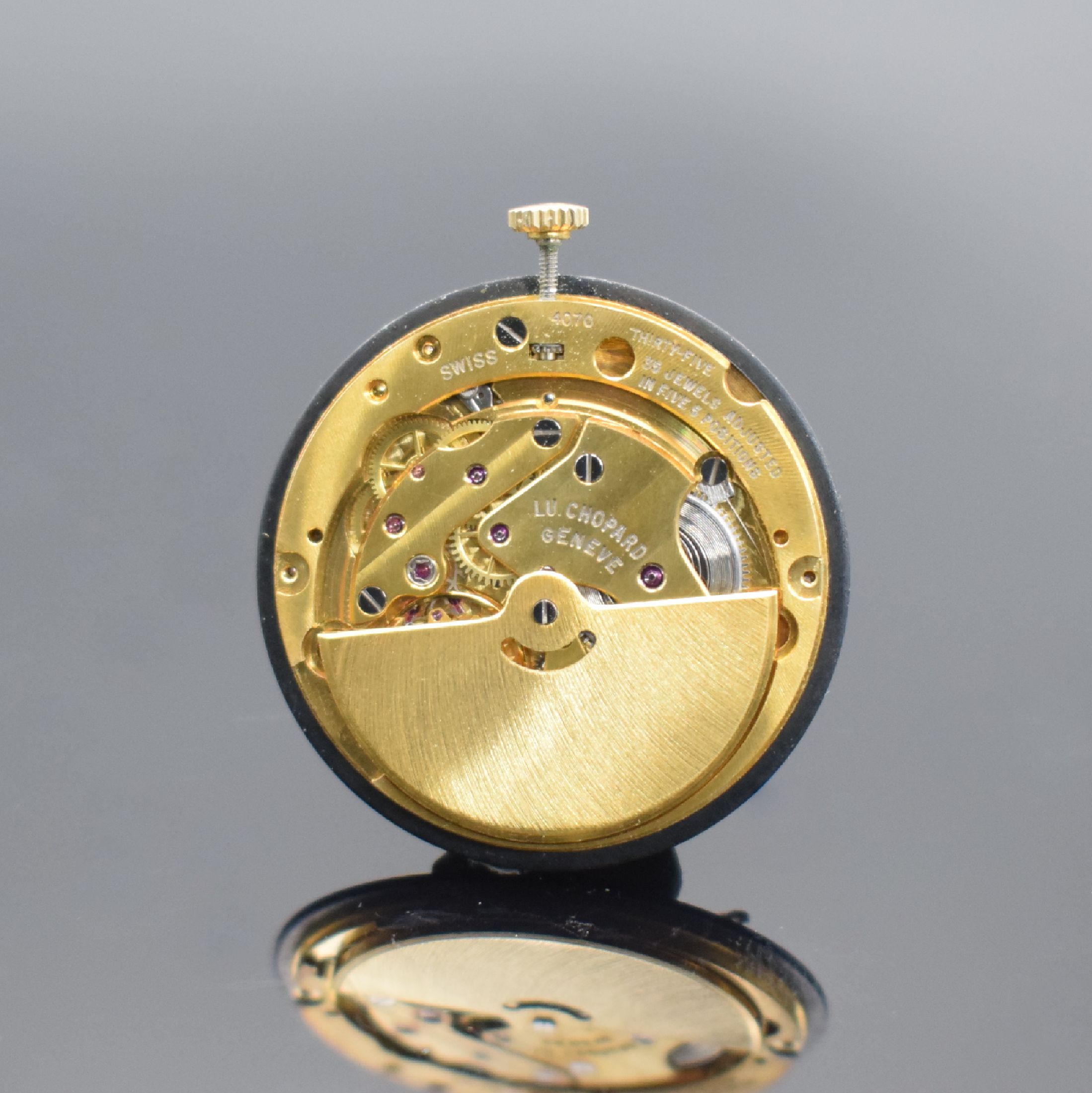 Detail f: CHOPARD Armbanduhr in GG 750/000, Automatik, Schweiz um 1980, 2-teil. Geh. inkl. Milanaiseband, Boden aufgedr., schwarzes Zifferbl. m. 4 aufgel. ...