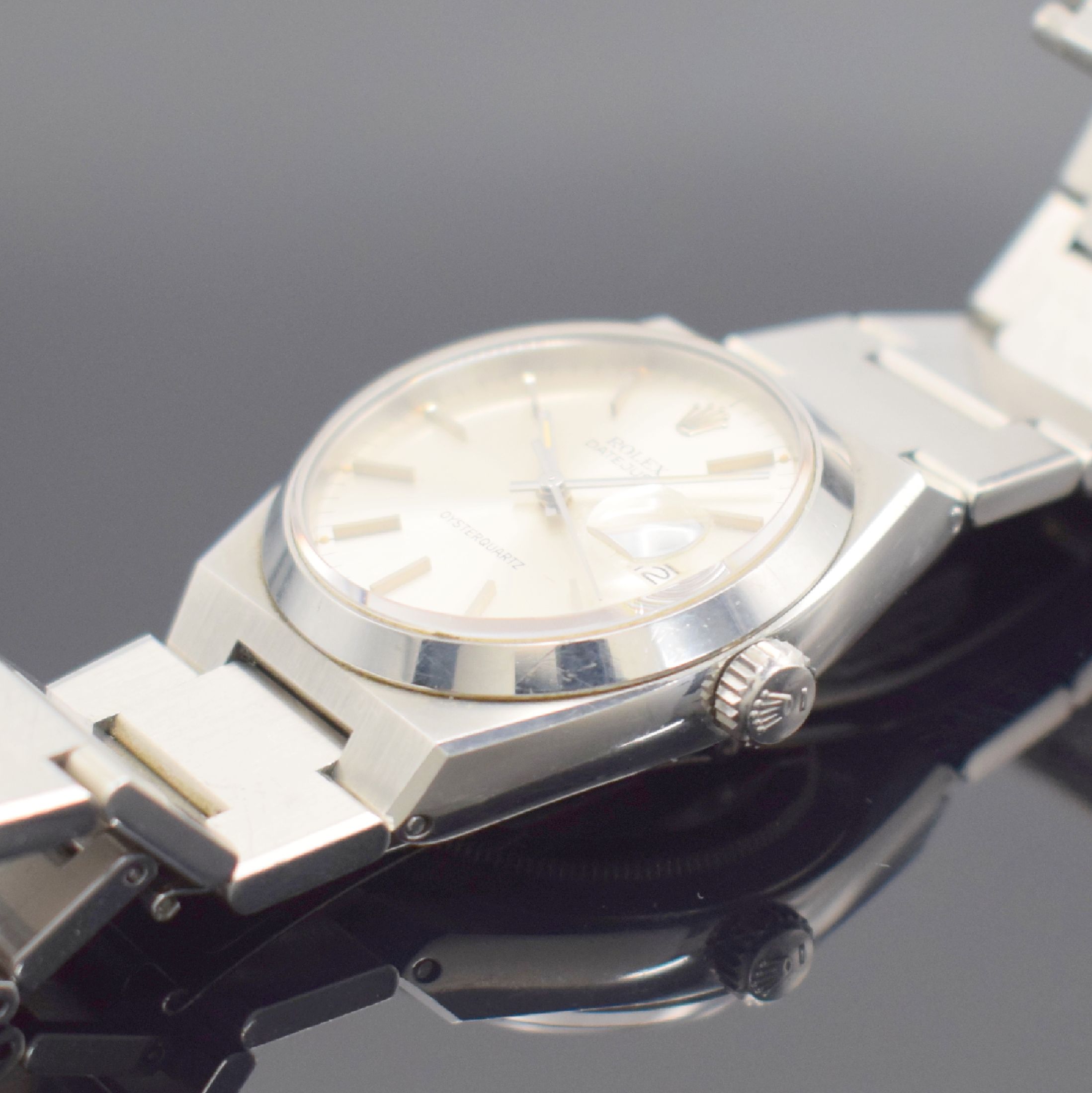 Detail c: ROLEX Oysterquartz Datejust seltene Herrenarmbanduhr in Edelstahl Referenz 17000, Schweiz um 1978, Edelstahlband m. Faltschl., Boden & Krone geschr., ...