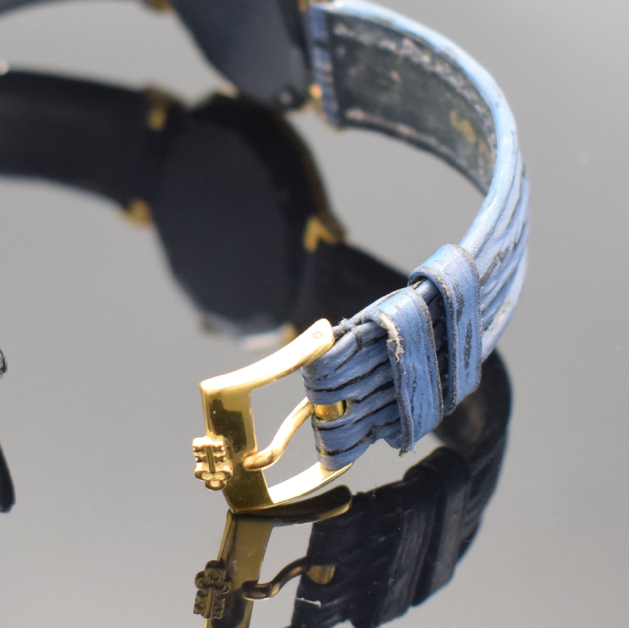 Detail b: CORUM Herrenarmbanduhr Admiral´s Cup Referenz 99.810.31 V552, Schweiz um 2000, gebl. Edelstahl/Gold komb. Geh. inkl. orig. Lederband m. orig. ...