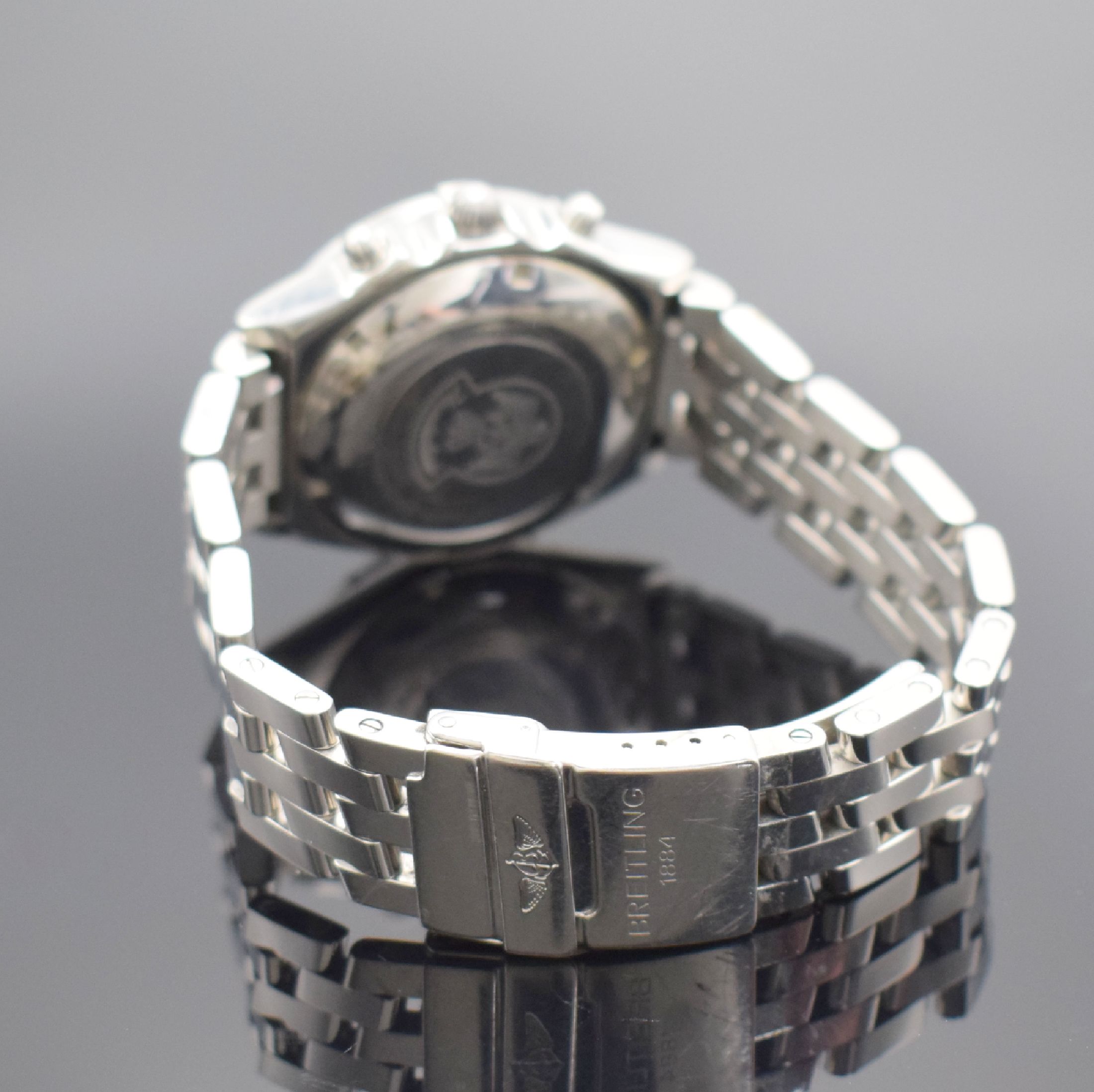 Detail b: BREITLING Chronomat Sondermodell Longitude Thunderbirds auf 1000 Stück limitierte Herrenarmbanduhr mit Chronograph Referenz A20048, Schweiz um 1994, ...