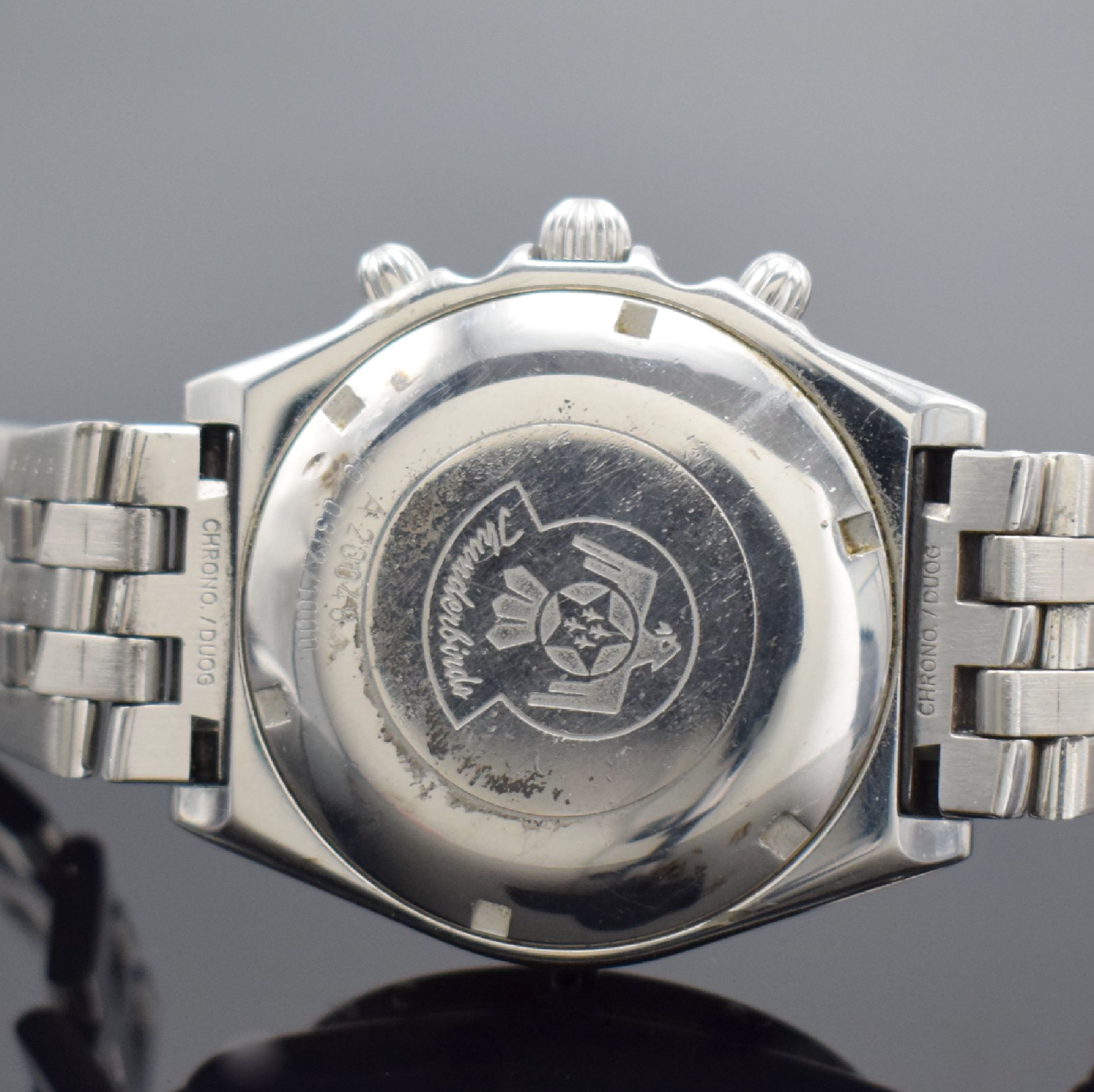 Detail d: BREITLING Chronomat Sondermodell Longitude Thunderbirds auf 1000 Stück limitierte Herrenarmbanduhr mit Chronograph Referenz A20048, Schweiz um 1994, ...