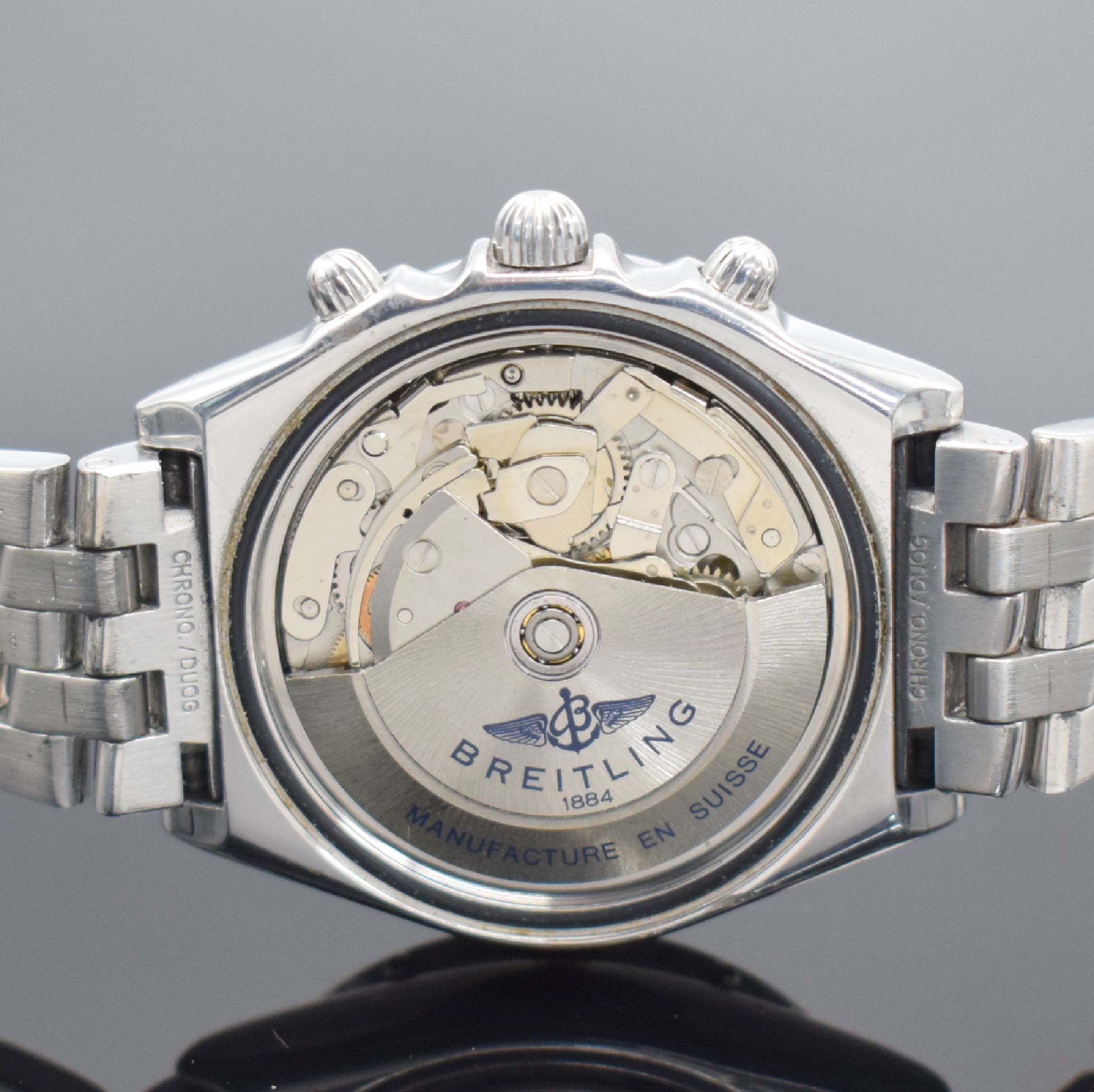 Detail e: BREITLING Chronomat Sondermodell Longitude Thunderbirds auf 1000 Stück limitierte Herrenarmbanduhr mit Chronograph Referenz A20048, Schweiz um 1994, ...