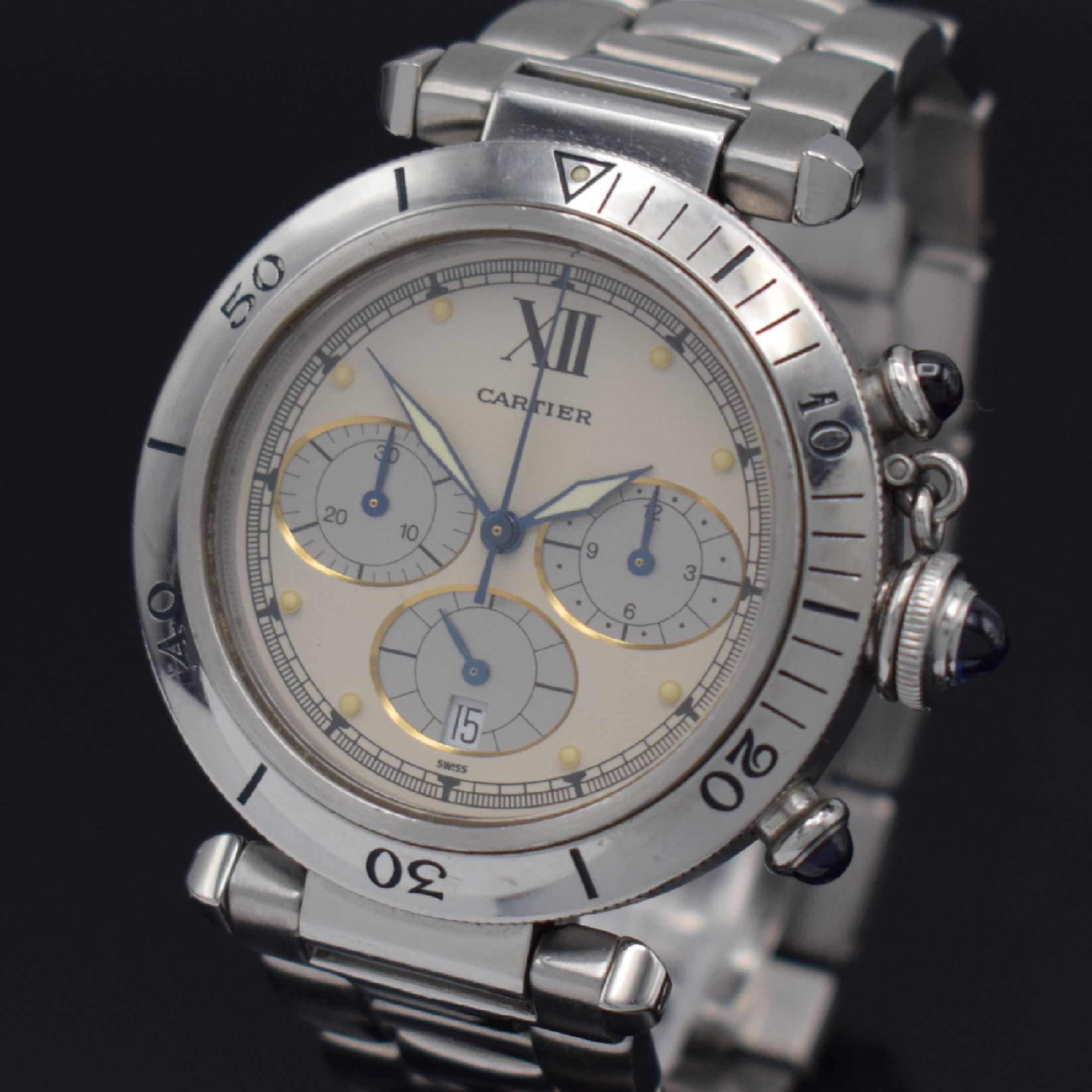 Detail c: CARTIER Armbandchronograph Pasha, Schweiz um 1995, quarz, Edelstahlgeh., Boden verschr., eins. drehb. Lünette, Gliederband m. dopp. Faltschl., silb. ...