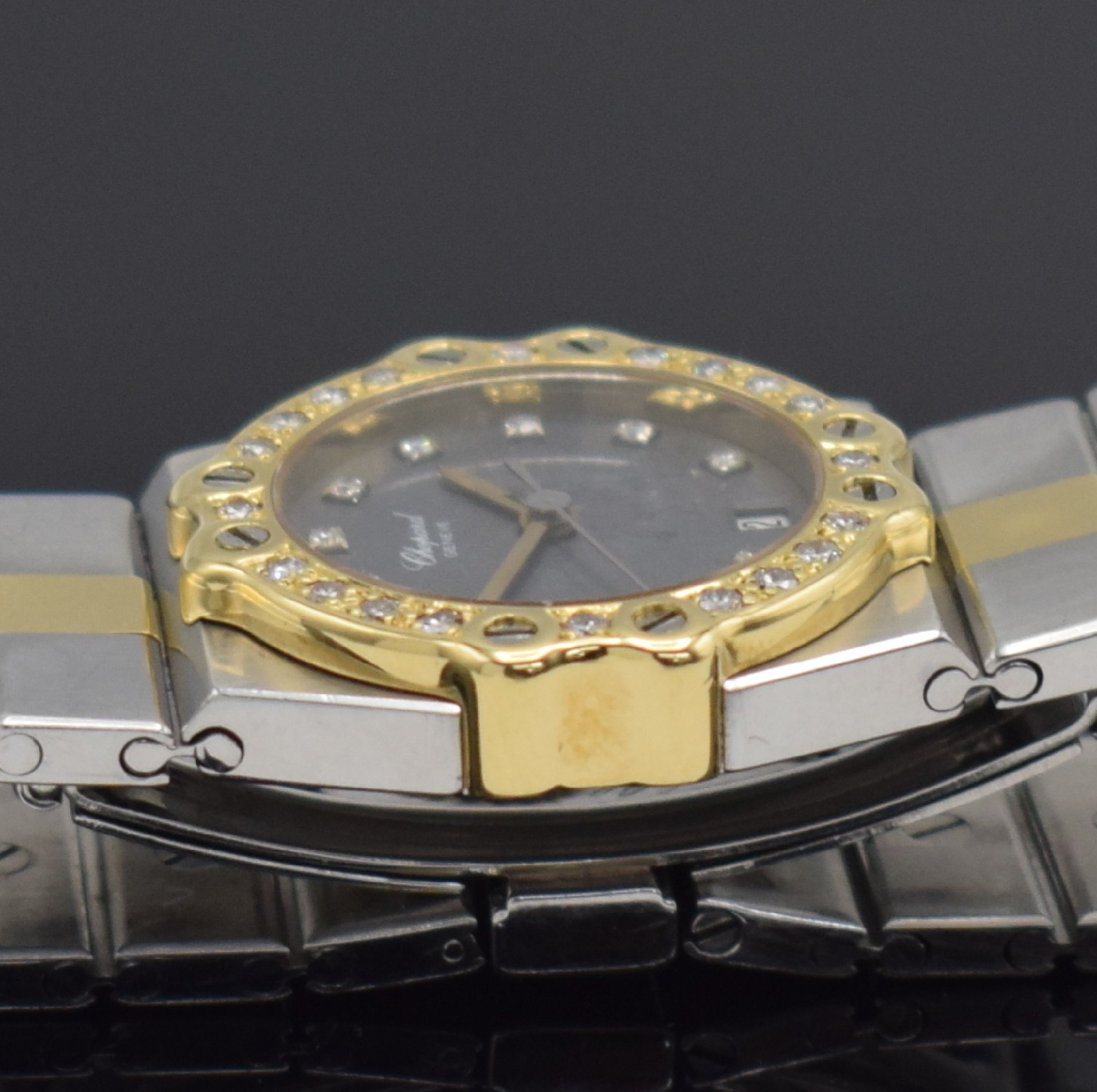 Detail e: CHOPARD Damenarmbanduhr Model St. Moritz Referenz 8024, Schweiz um 1990, quarz, Edelstahl/Gold kombiniert inkl. Gliederband m. dopp. Faltschl., ...