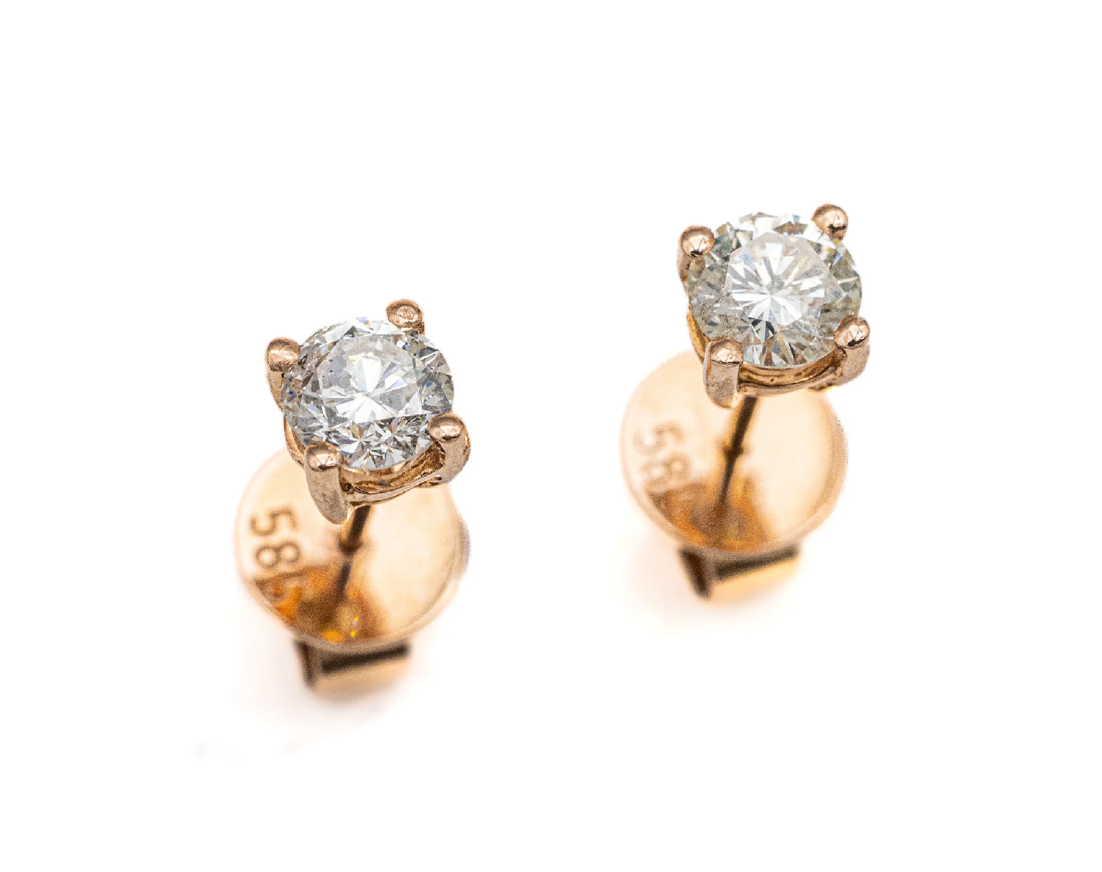 Paar 14 kt Gold Brillant-Ohrstecker, RG 585/000, 2 Brillanten zus. ca. 0.74 ct l.get.Weiß/p