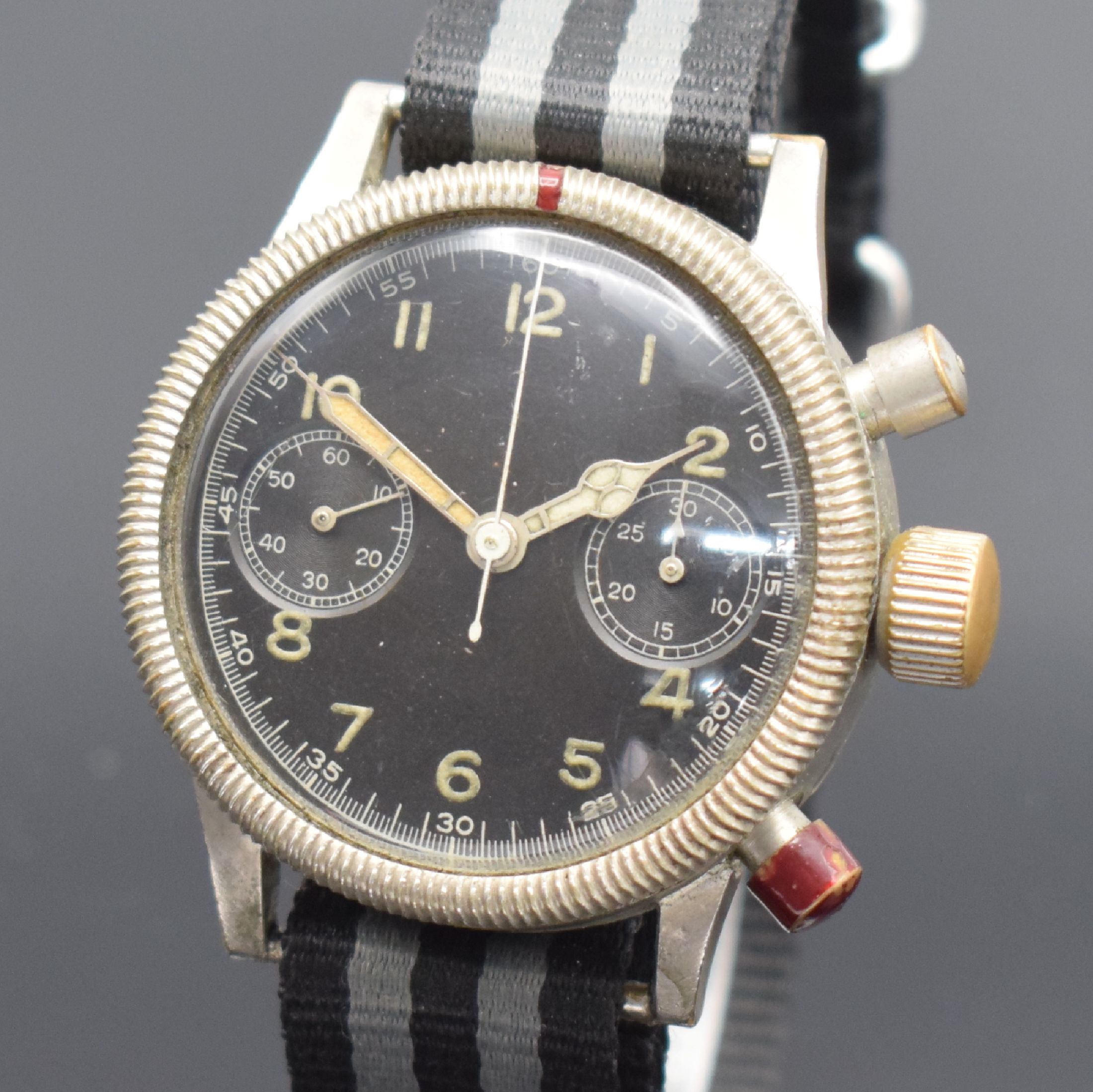 Detail a: TUTIMA GLASHÜTTE UROFA 59 Flyback- Schaltradchronograph, Deutschland um 1940, vernickeltes Gehäuse m. Drehlünette, Edelstahlboden verschr., orig. ...