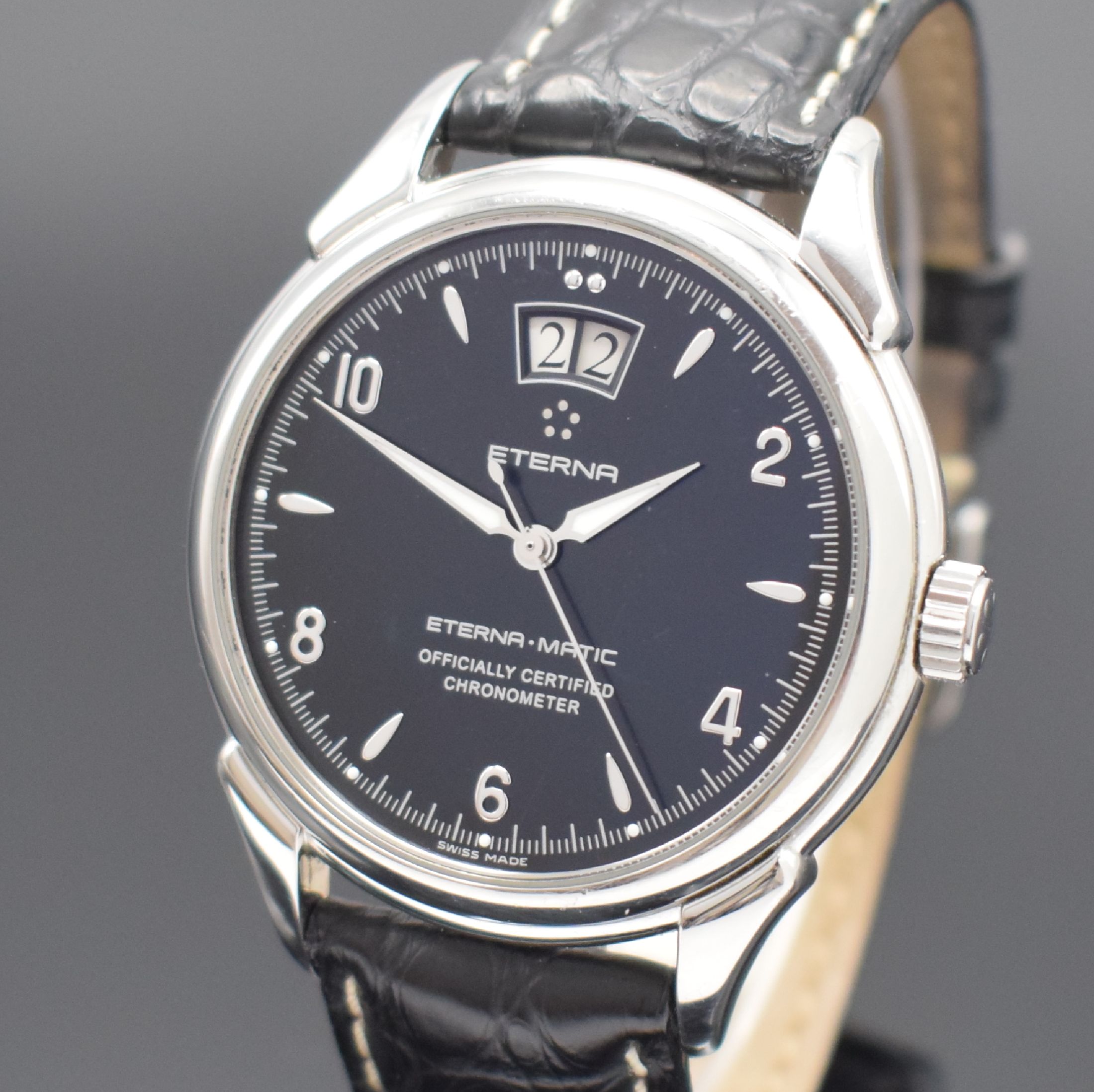 Detail a: ETERNA-MATIC 1948 Herrenchronometer mit Großdatum in Stahl Referenz 8425.41, Schweiz um 2005, Automatik, beids. vergl. Geh., Boden aufgedr., ...