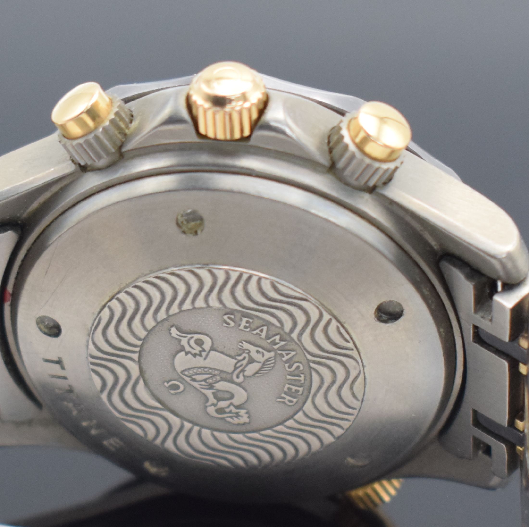 Detail c: OMEGA Seamaster Professional Chronometer Herrenchronograph in Titan & Gold Referenz 178 0504 / 378 0504, Schweiz um 1995, Automatik, verschr. Geh., ...