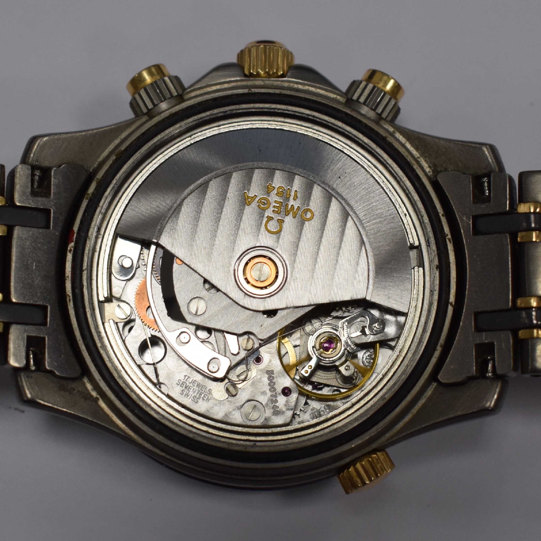 Detail j: OMEGA Seamaster Professional Chronometer Herrenchronograph in Titan & Gold Referenz 178 0504 / 378 0504, Schweiz um 1995, Automatik, verschr. Geh., ...