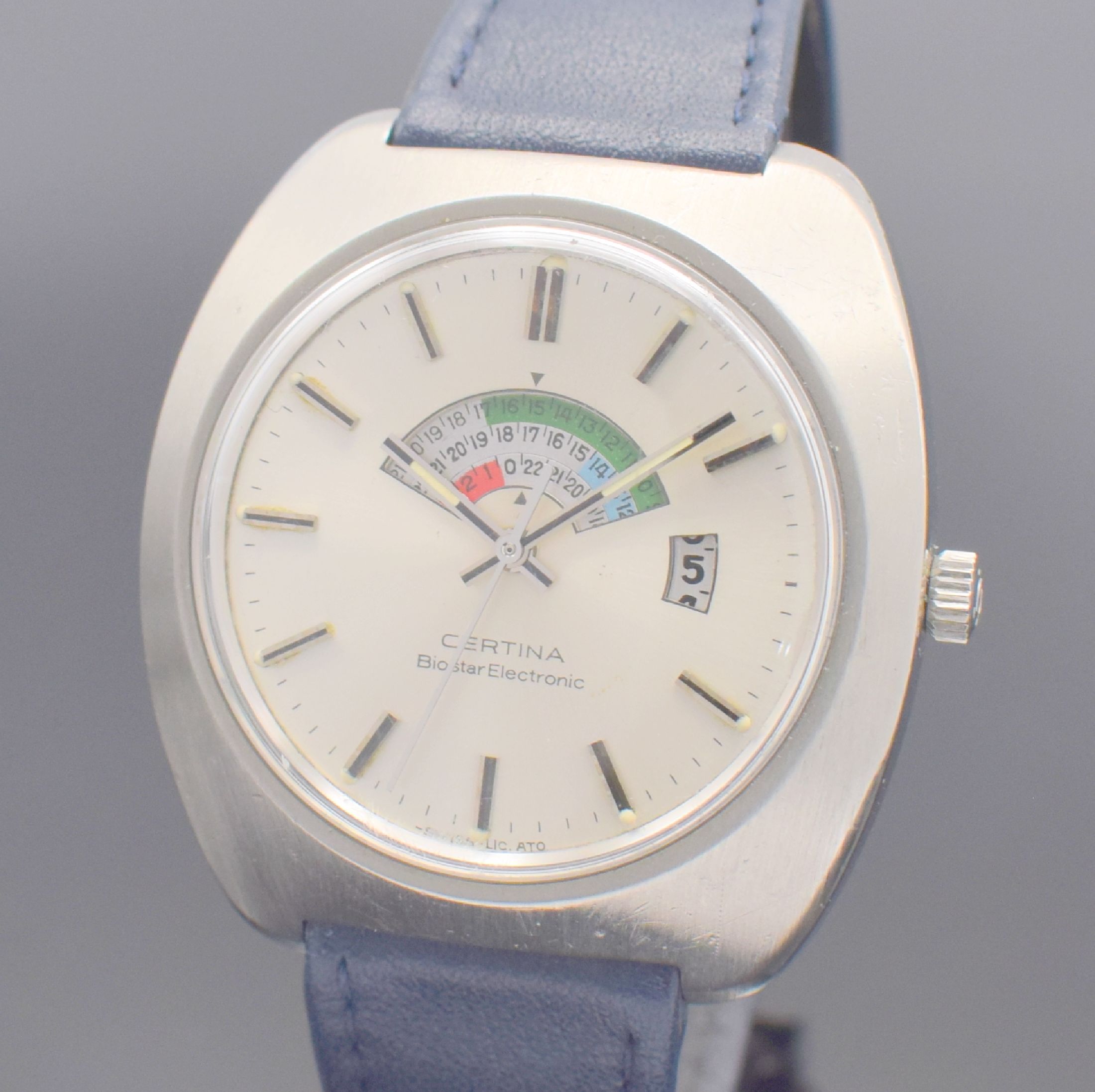 Detail a: CERTINA Biostar Electronic seltene Herrenarmbanduhr, Schweiz um 1968, elektro- mechanisches Werk, Ref. 7501 001, Edelstahl- geh., Boden innen m. ...