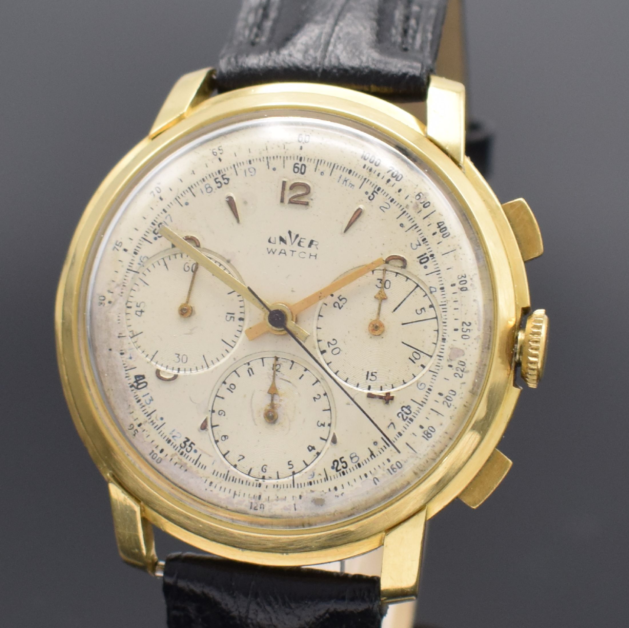 Detail a: UNVER "Universal Geneve" große Armbandchronograph in GG 750/000 mit Kaliber Valjoux 72, Schweiz um 1950, Handaufzug, 3- teil. Geh. dell., ...