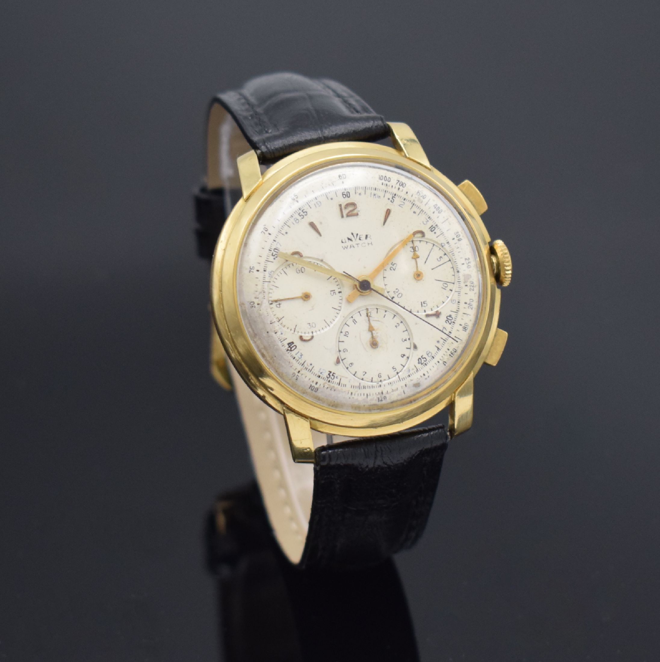 Detail d: UNVER "Universal Geneve" große Armbandchronograph in GG 750/000 mit Kaliber Valjoux 72, Schweiz um 1950, Handaufzug, 3- teil. Geh. dell., ...