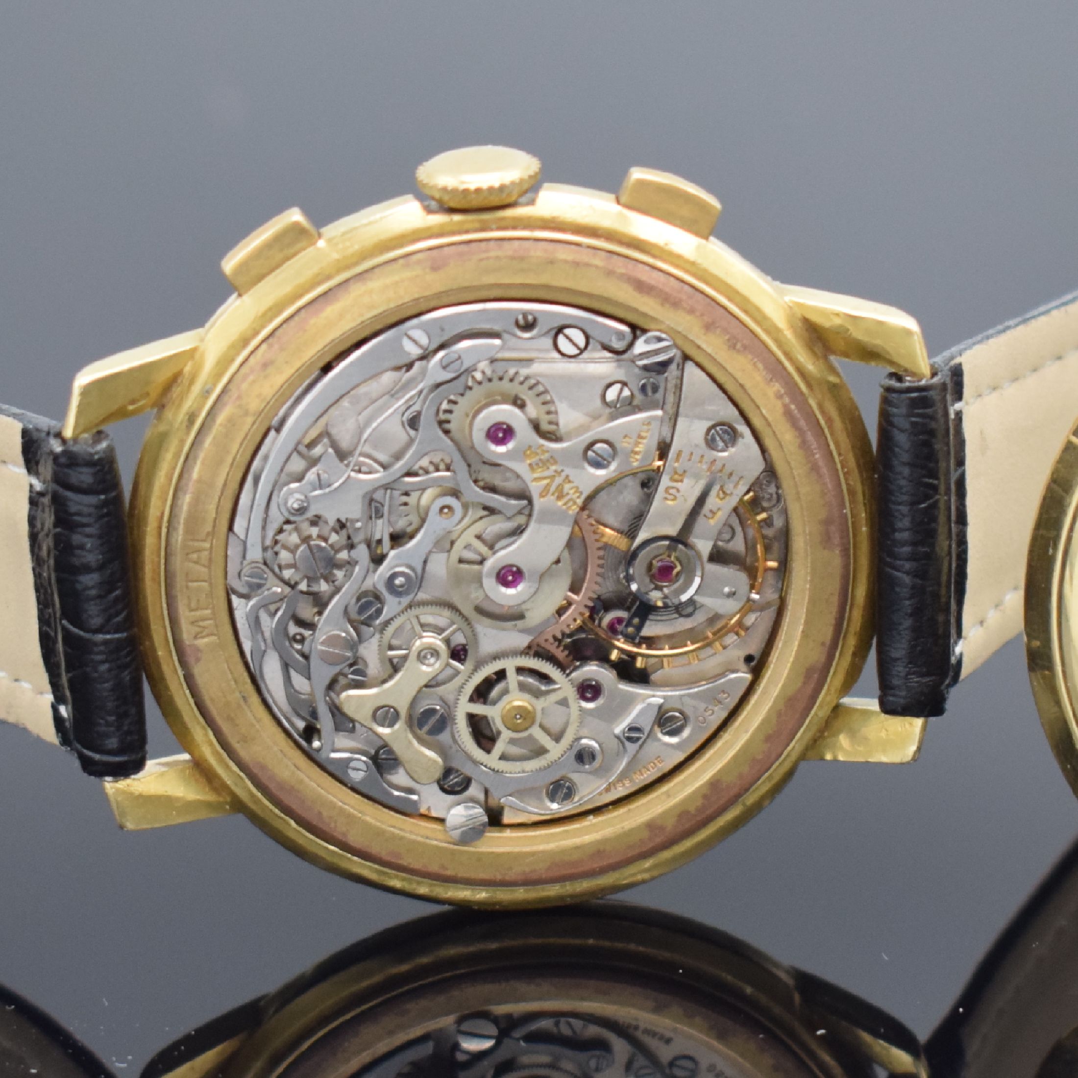 Detail g: UNVER "Universal Geneve" große Armbandchronograph in GG 750/000 mit Kaliber Valjoux 72, Schweiz um 1950, Handaufzug, 3- teil. Geh. dell., ...