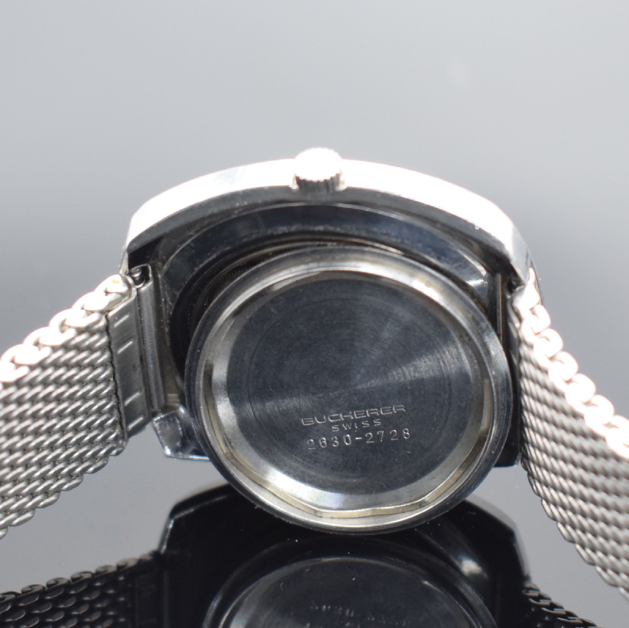 Detail f: BUCHERER Armbandchronometer in Edelstahl, Automatik, Schweiz um 1970, Boden verschr., neutr. Metallband, blaues Zifferbl. m. silb. Std.-Ind. & ...