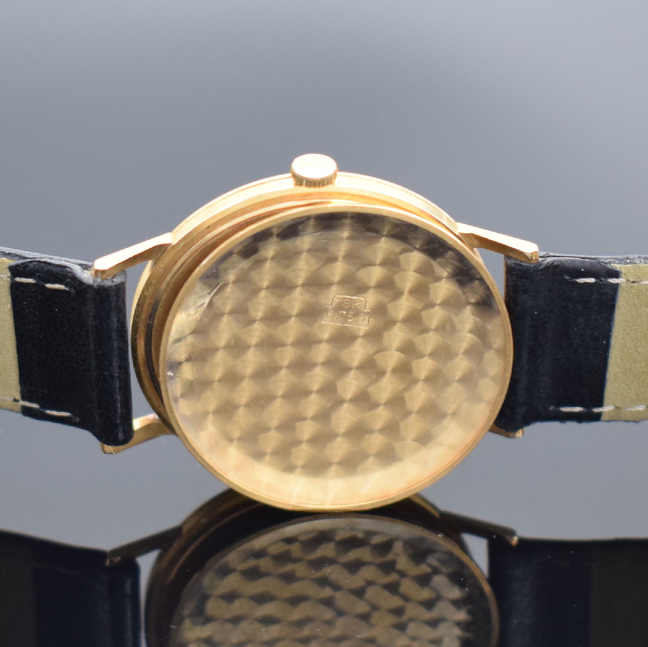 Detail e: ZENITH Herrenarmbanduhr in Roségold 750/000, Handaufzug, Schweiz um 1970, Boden & Glasrand aufgedr., vers. Zifferbl. m. aufgel. Indizes l. fl., Anz. ...