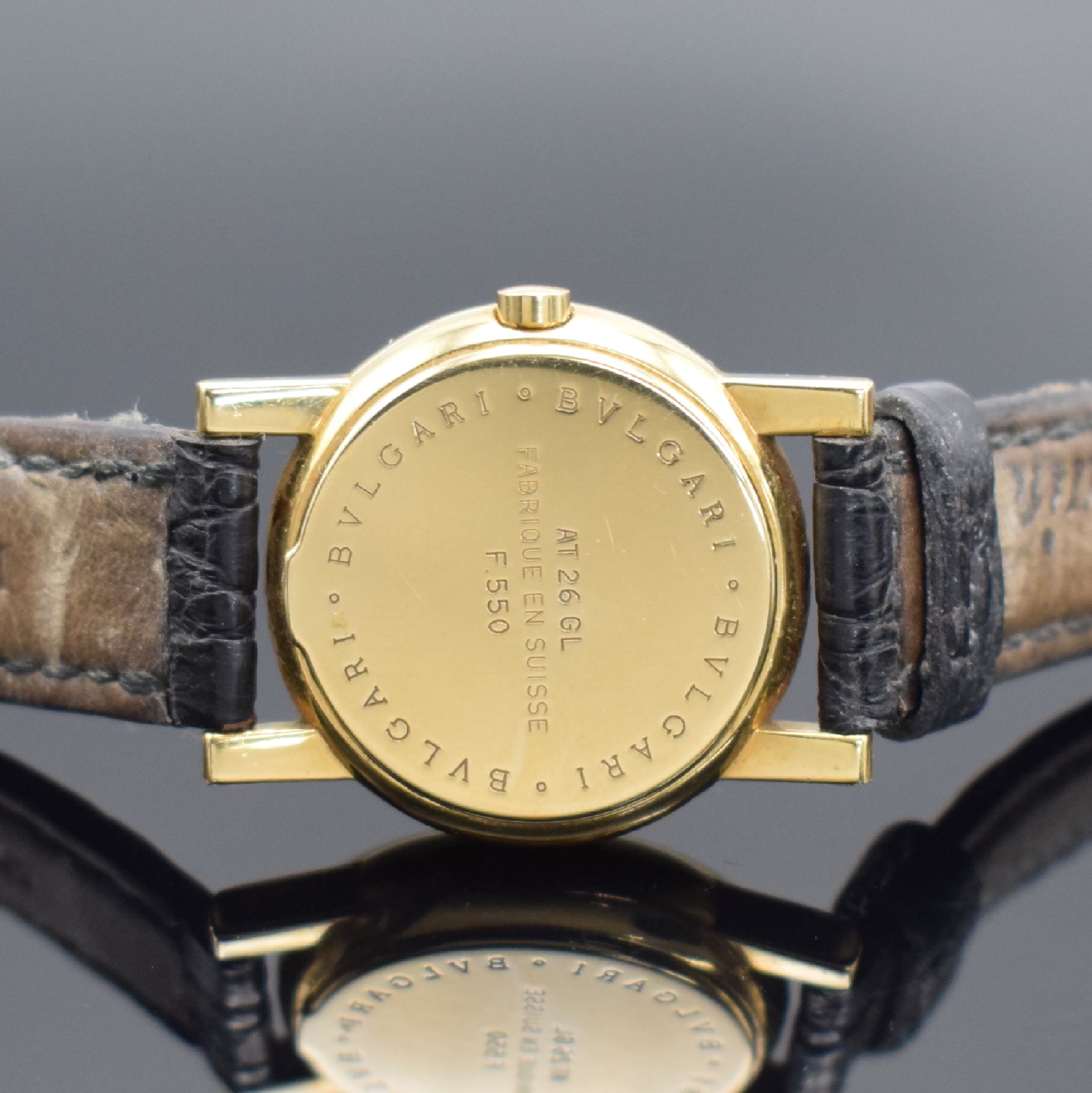 Detail d: BULGARI Damenarmbanduhr Linie Amphietheater in GG 750/000 Referenz AT2GL, Schweiz um 2000, massives Goldgehäuse im Design eines Amphitheaters inkl. ...