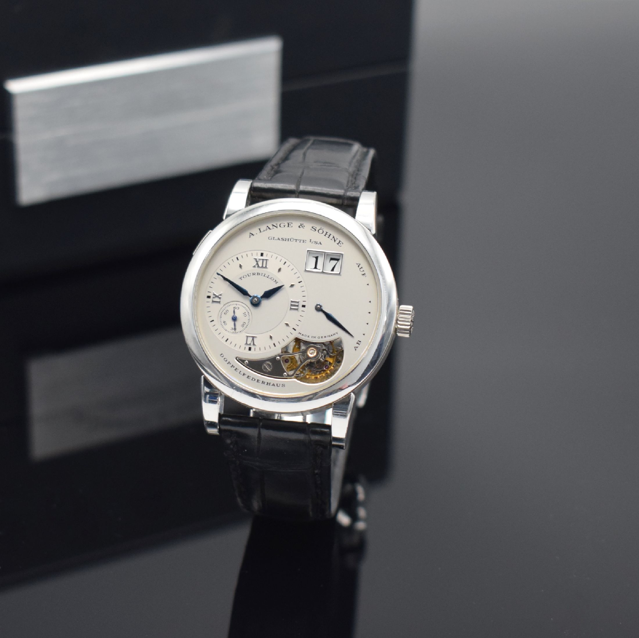A. LANGE & SÖHNE hochfeines & seltenes, auf 150 Stück limitiertes Lange 1-Tourbillon "Jahrhundert Tourbillon" in Platin Referenz 704.025, ...