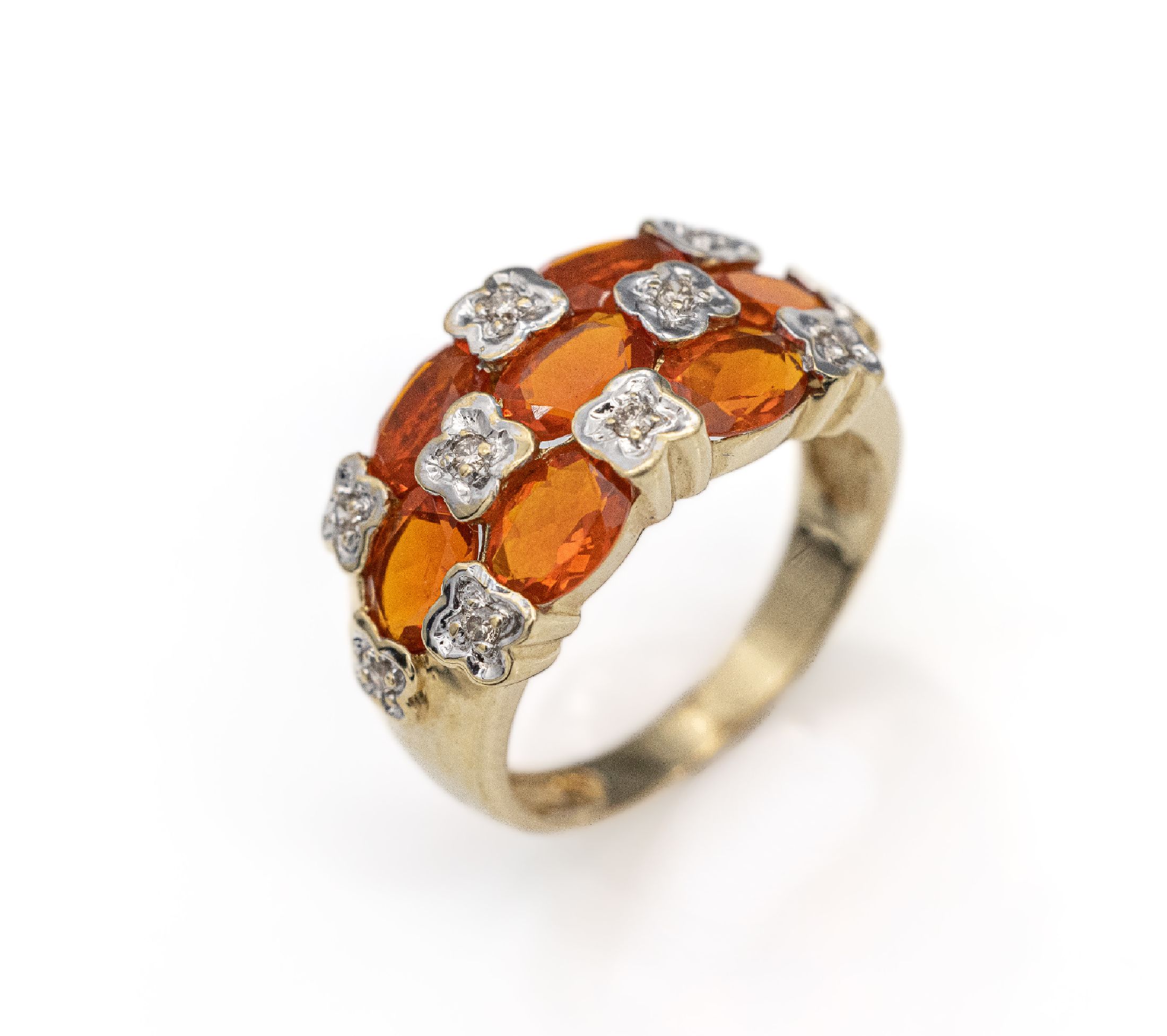 14 kt Gold Brillant-Feueropal-Ring, GG 585/000, 7 ovalfacett. Feueropale zus. ca. 1.40 ct, 10 Brillanten zus. ca. 0.10 ct get.Weiß/p, ca. 4.3 g, RW ...