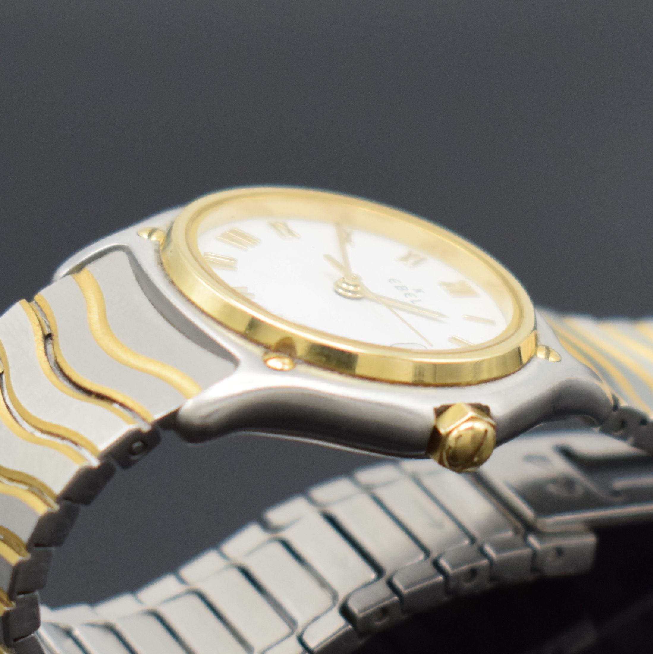 Detail c: EBEL Sport Classique Damenarmbanduhr in Edelstahl & Gold, Schweiz um 1995, quarz, Ref. E 1087121, Stülpgeh. m. 5-fach verschr. GG-Lünette, orig. ...