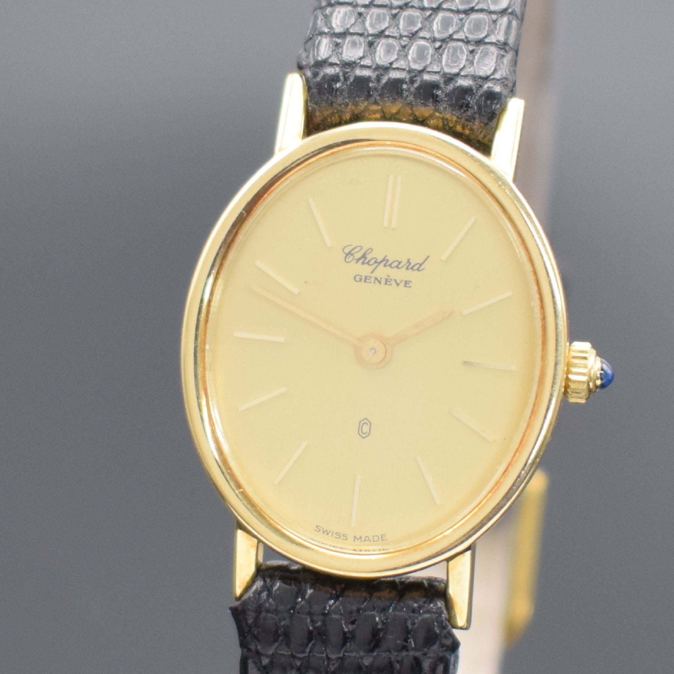 Detail a: CHOPARD Geneve Damenarmbanduhr in GG 750/000, Schweiz um 1995, quarz, Ref. 5193, Boden aufgedr., Schmuckkrone, champagnerfarb. Zifferbl. m. gold. ...