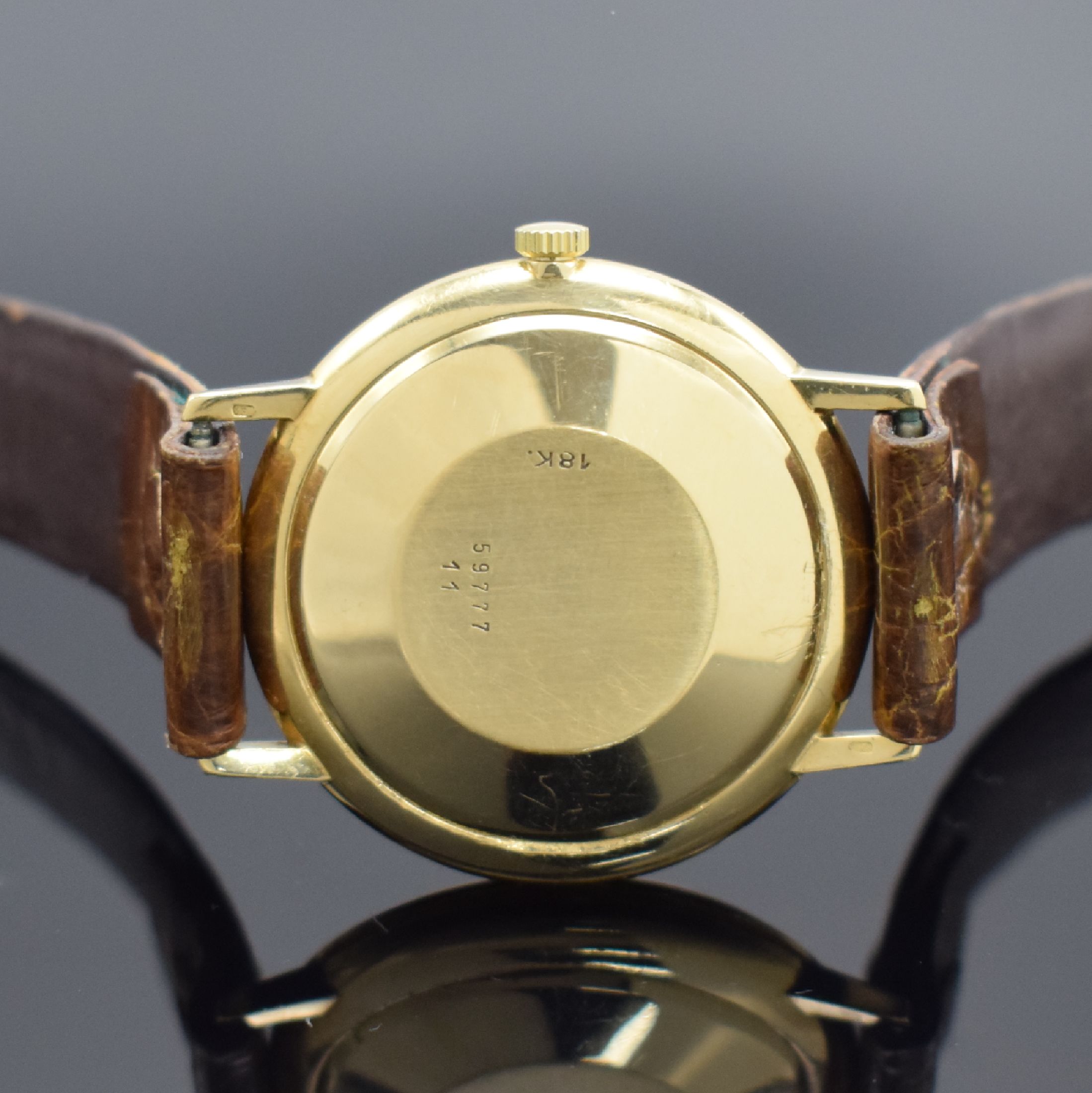 Detail c: FAVRE LEUBA Daymatic Herrenarmbanduhr in GG 750/000, Schweiz um 1965, Automatik, Monocoque-Geh., Glasrand aufgedr., silb. Zifferbl. l. fl., gold. ...