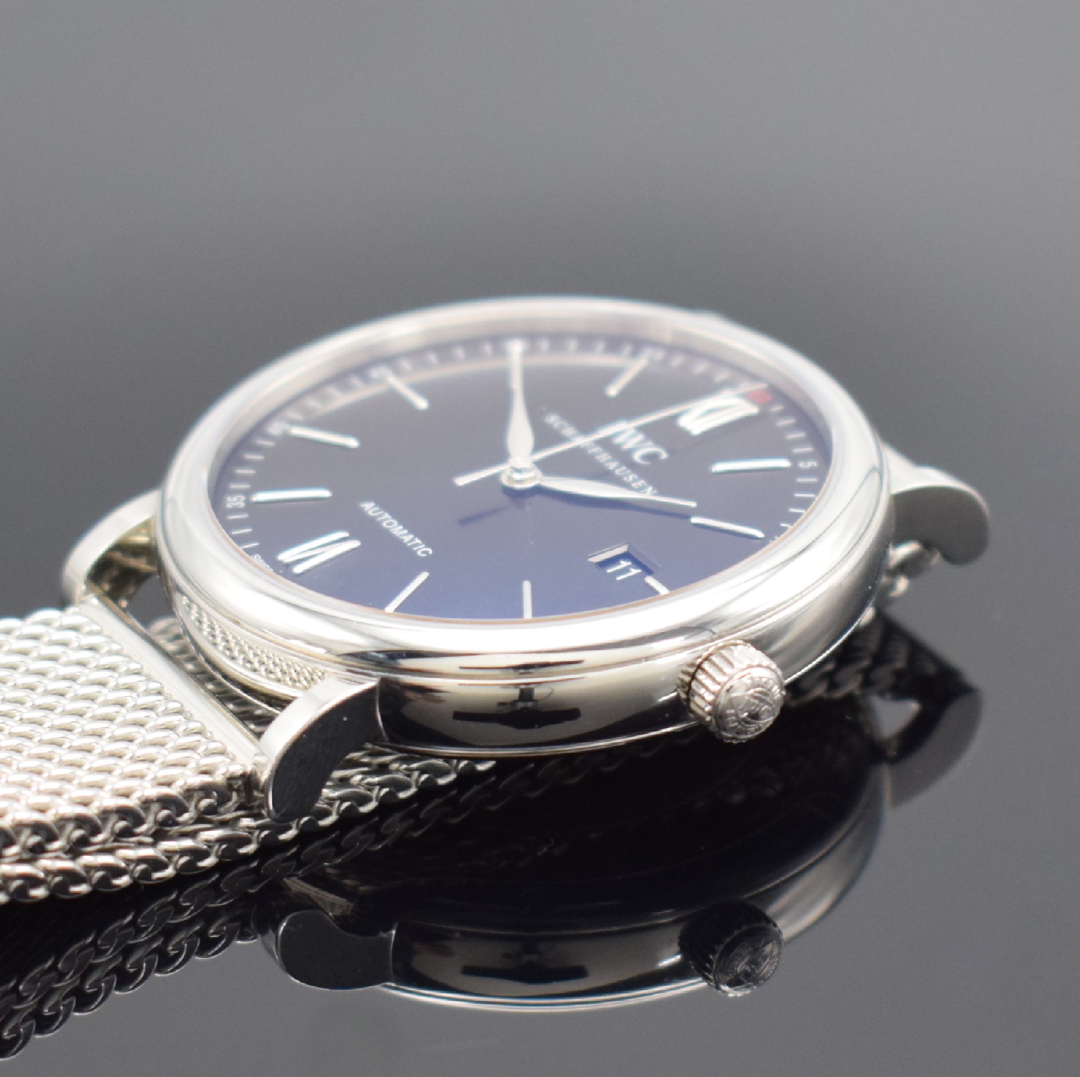 Detail c: IWC Herrenarmbanduhr Portofino Referenz 3565, Automatik, Schweiz um 2020, Edelstahlgeh. inkl. orig. Mesh-Band m. Faltschl., Boden 6-fach verschr., ...