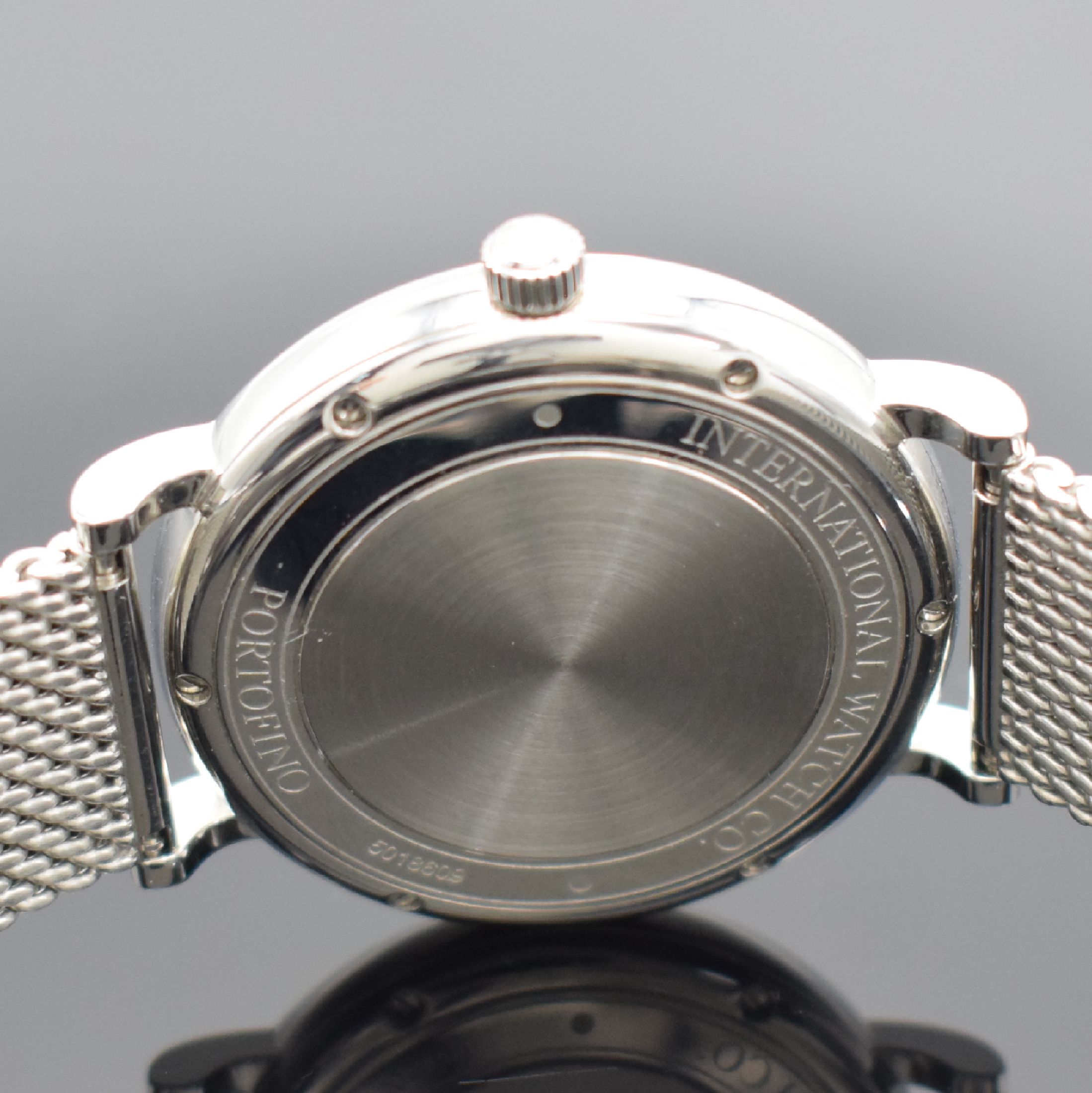 Detail d: IWC Herrenarmbanduhr Portofino Referenz 3565, Automatik, Schweiz um 2020, Edelstahlgeh. inkl. orig. Mesh-Band m. Faltschl., Boden 6-fach verschr., ...