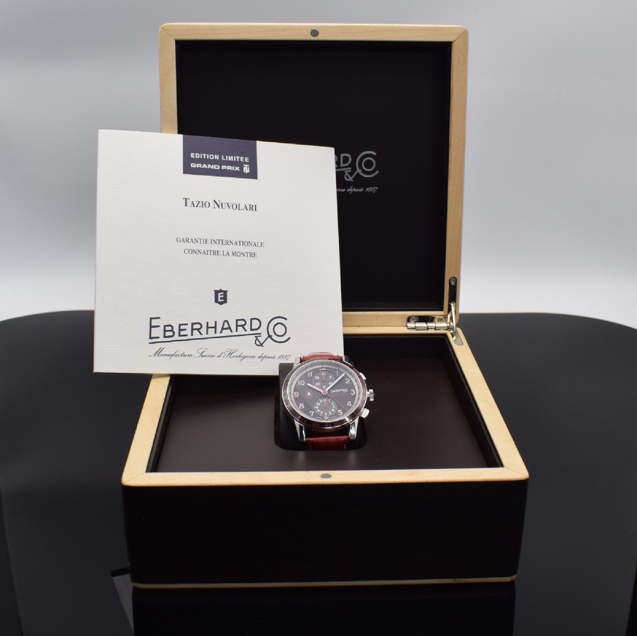 Detail e: EBERHARD & Co. auf 999 Stück limitierter Armbandchronograph Tazio Nuvolari Grand Prix Referenz 31056, Automatik, Edelstahlgeh. inkl. orig. Lederband ...