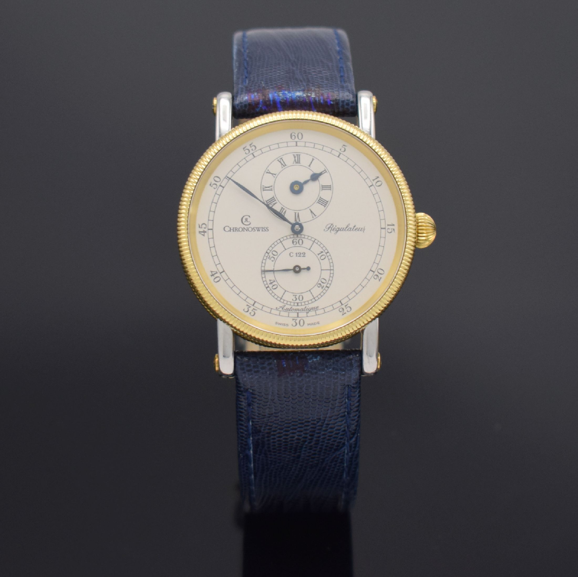 Detail b: CHRONOSWISS Herrenarmbanduhr Regulateur Referenz CH 1222, Automatik, Schweiz um 2010, Edelstahlgeh. inkl. Lederband m. orig. Dornschl., gerändelte ...