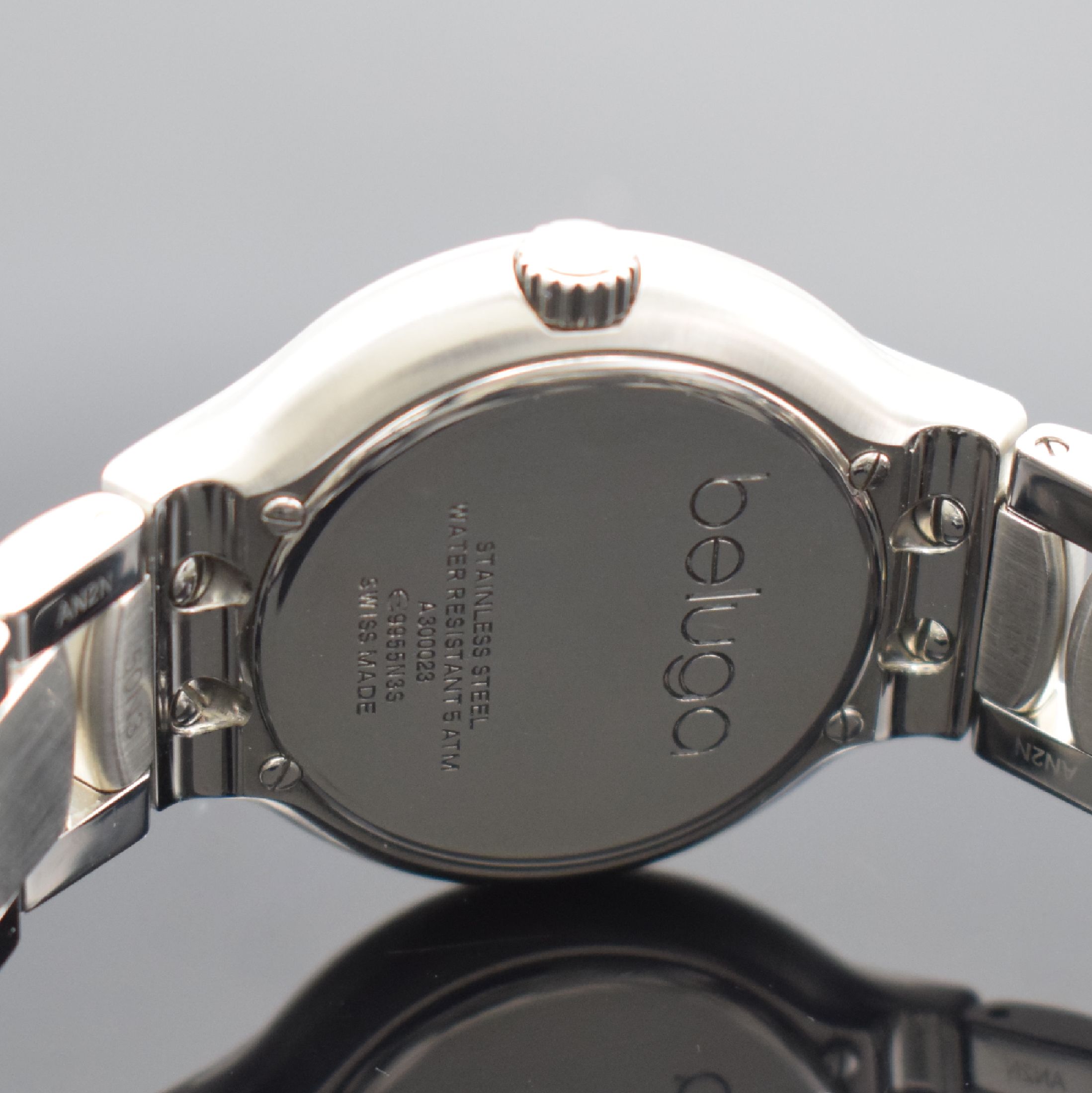 Detail d: EBEL Armbanduhr Beluga in Edelstahl mit Brillanten Referenz 1216071, quarz, Boden 4 -fach verschr., Gliederband m. dopp. Faltschl., silb., z. T. ...
