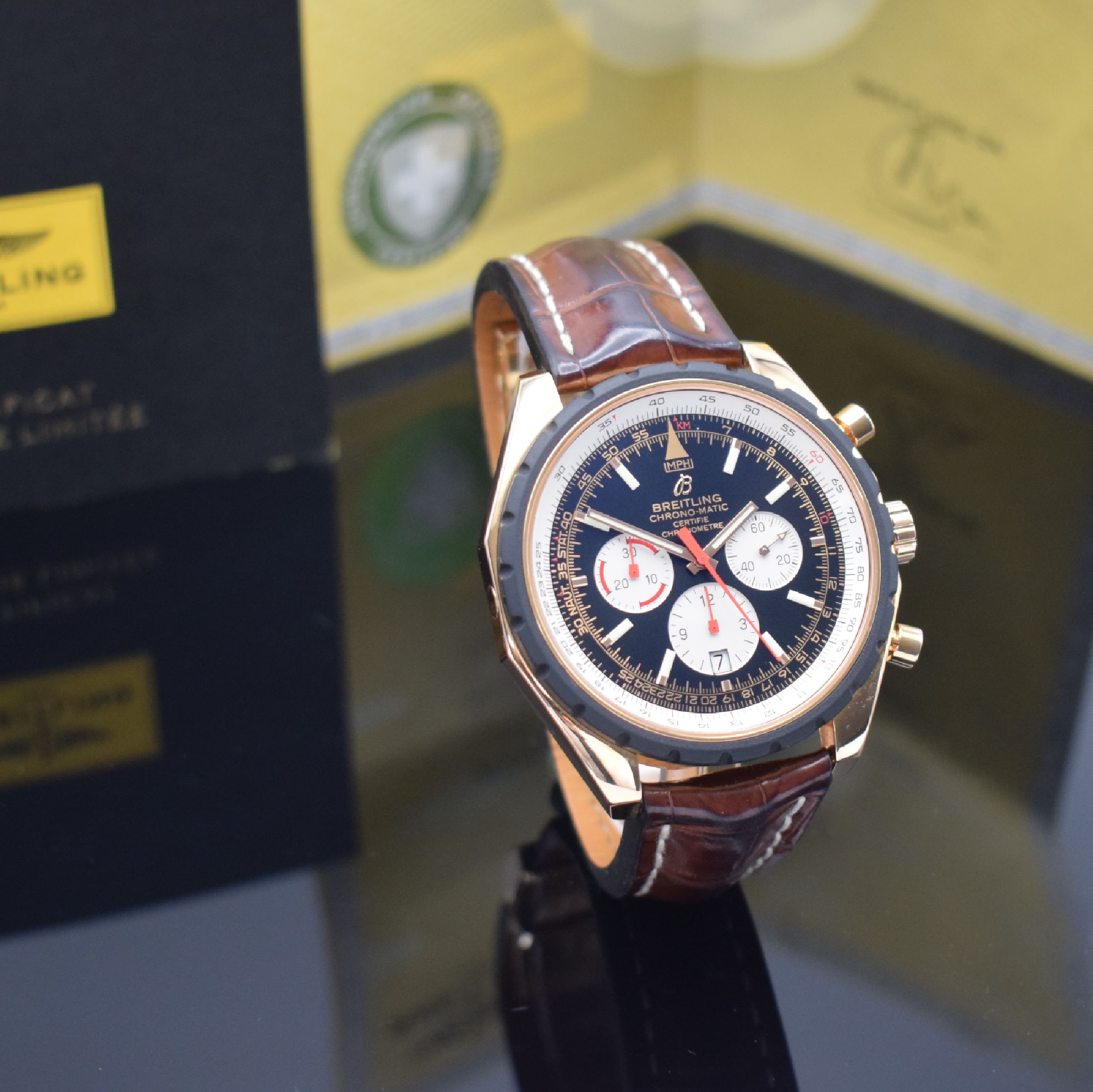 Detail e: BREITLING auf 500 Stück limitierter Armbandchronograph Chrono-Matic 49 in Roségold 750/000 Referenz R14360, Schweiz um 2017, orig. Lederband m. ...