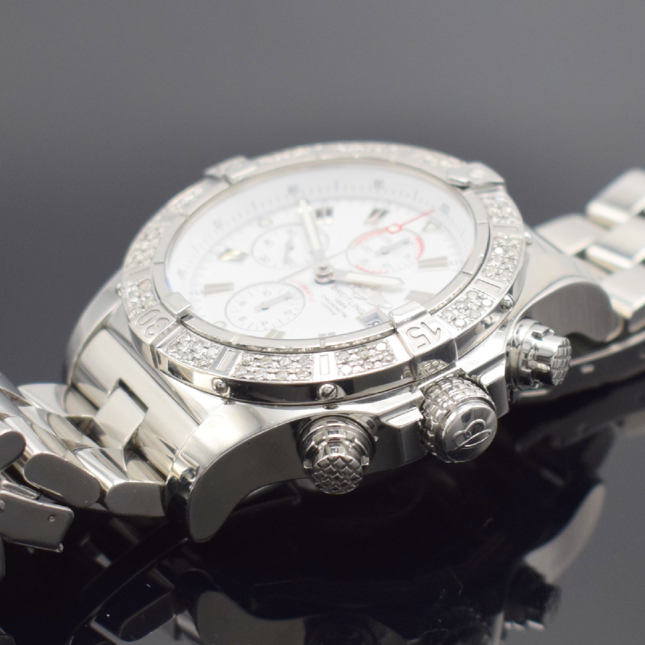 Detail c: BREITLING Armbandchronometer mit Chronograph Super Avenger Referenz A13370, Automatik, Edelstahlgeh. inkl. Gliederband m. Faltschl., Boden & Krone ...