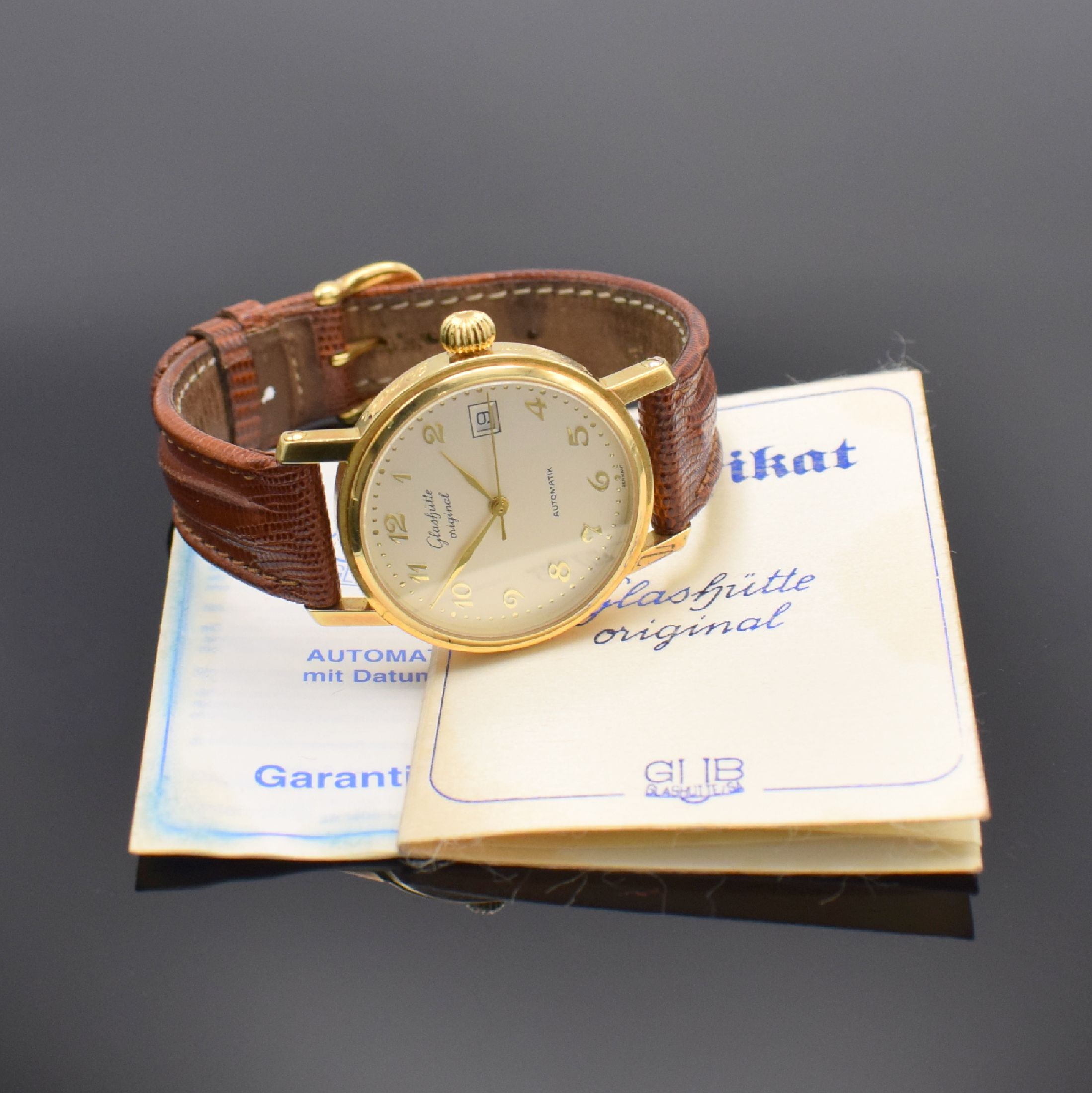 Detail g: GLASHÜTTE ORIGINAL auf 999 Stück limitierte Herrenarmbanduhr in GG 750/000, Automatik, Deutschland um 1993, beids. vergl., Boden aufgedr., orig. ...