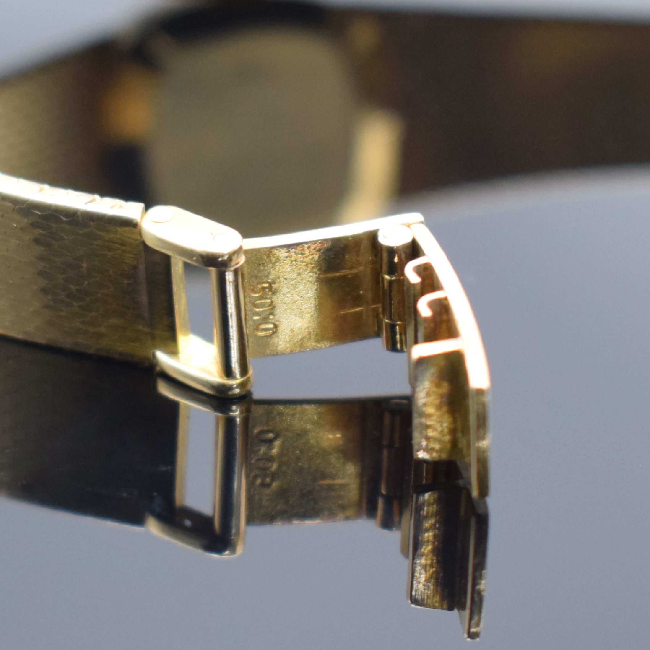 Detail b: ROLEX Damenarmbanduhr in GG 750/000, Handaufzug, Schweiz um 1966, neutrales GG 750/000 Milanaiseband, Boden aufgedr., gold. Zifferbl. m. aufgel. ...