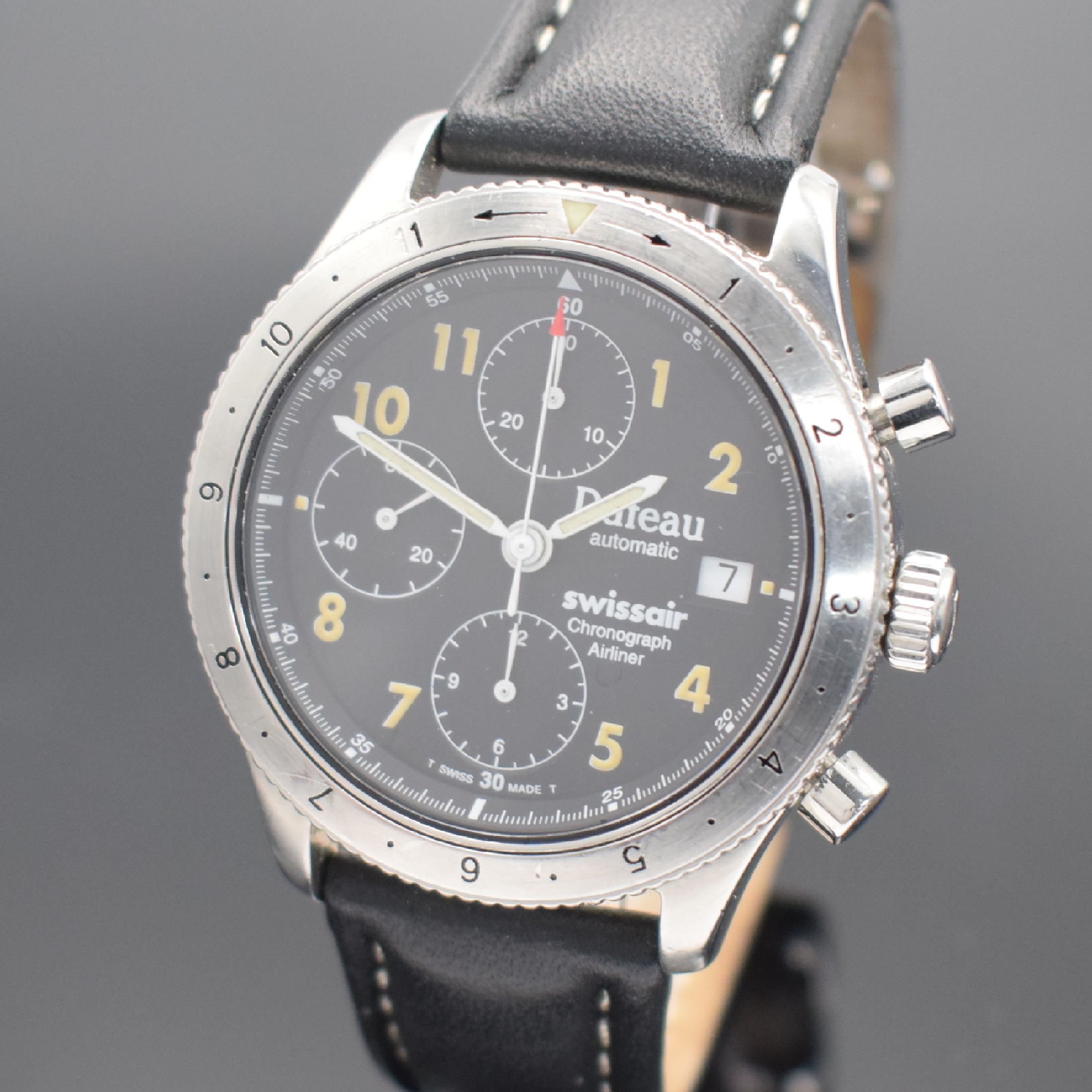 Detail a: DUFEAU SWISS AIR Armbandchronograph Airliner Referenz 323-67, Automatik, Schweiz um 2010, Edelstahlgeh. inkl. Lederband m. Faltschl., Boden & Krone ...