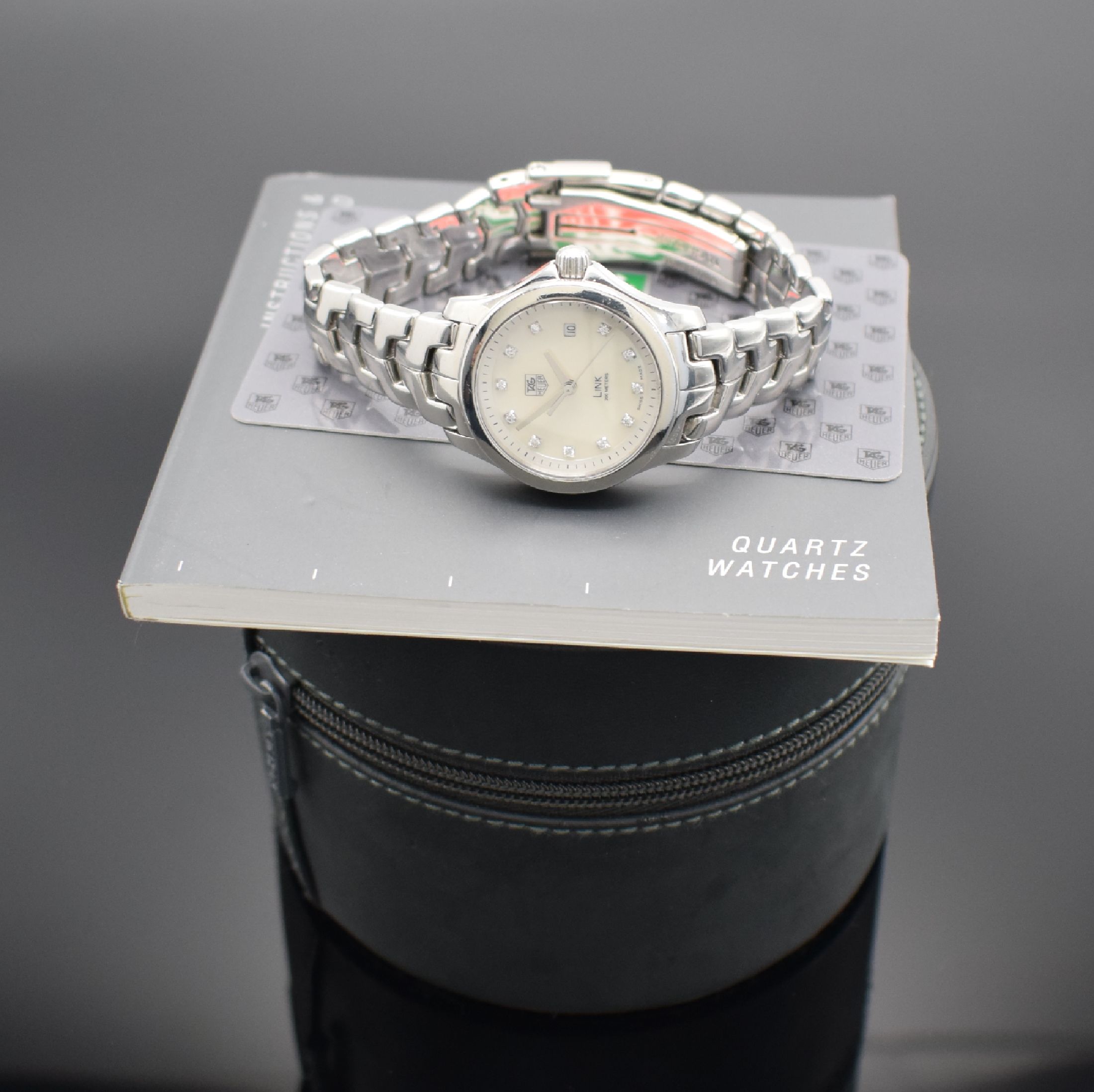 Detail e: TAG HEUER Damenarmbanduhr Link Referenz WJF1317, Edelstahlgeh. inkl. Gliederband m. Faltschl., Boden & Krone verschr., quarz, Perlmuttzifferblatt m. ...
