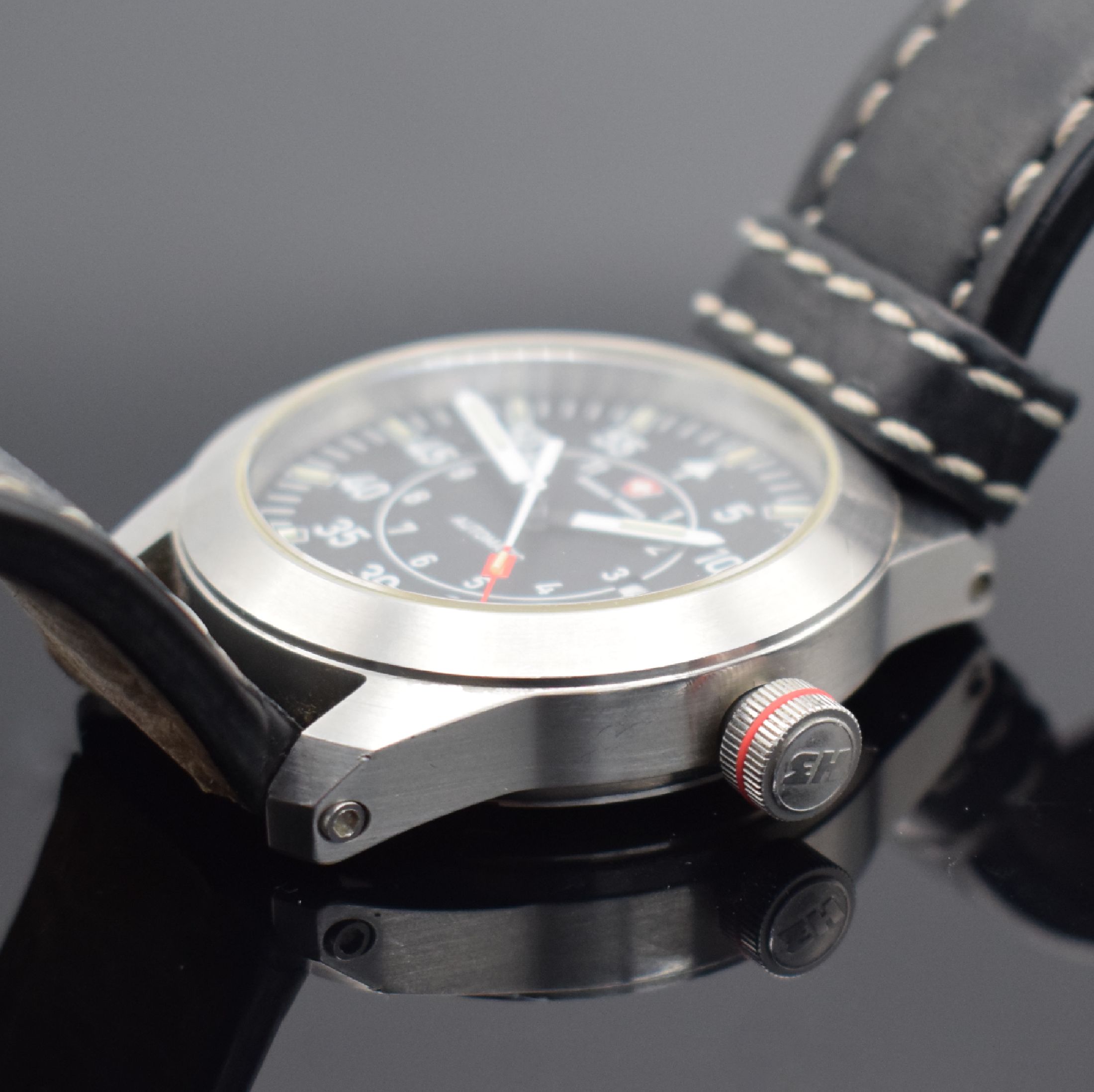 Detail b: SWISS TIMER auf 500 Stück limitierte Armbanduhr Referenz 328.65, Automatik, Schweiz um 2015, Edelstahlgeh. inkl. Lederbandm. Dornschl., beids. ...