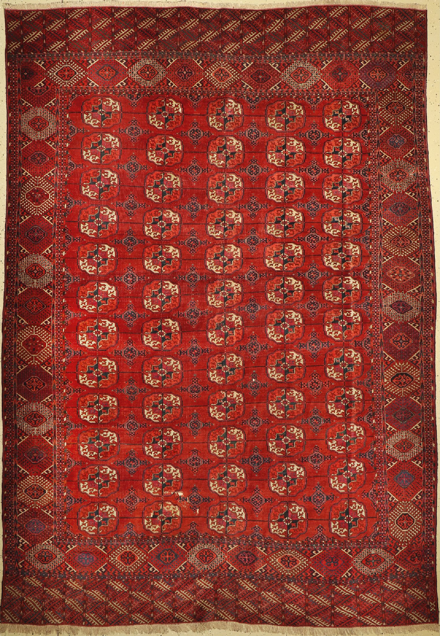 Tekke Hauptteppich, Turkmenistan, um 1900, Wolle auf Wolle, ca. 310 x 217 cm, EHZ: 5
