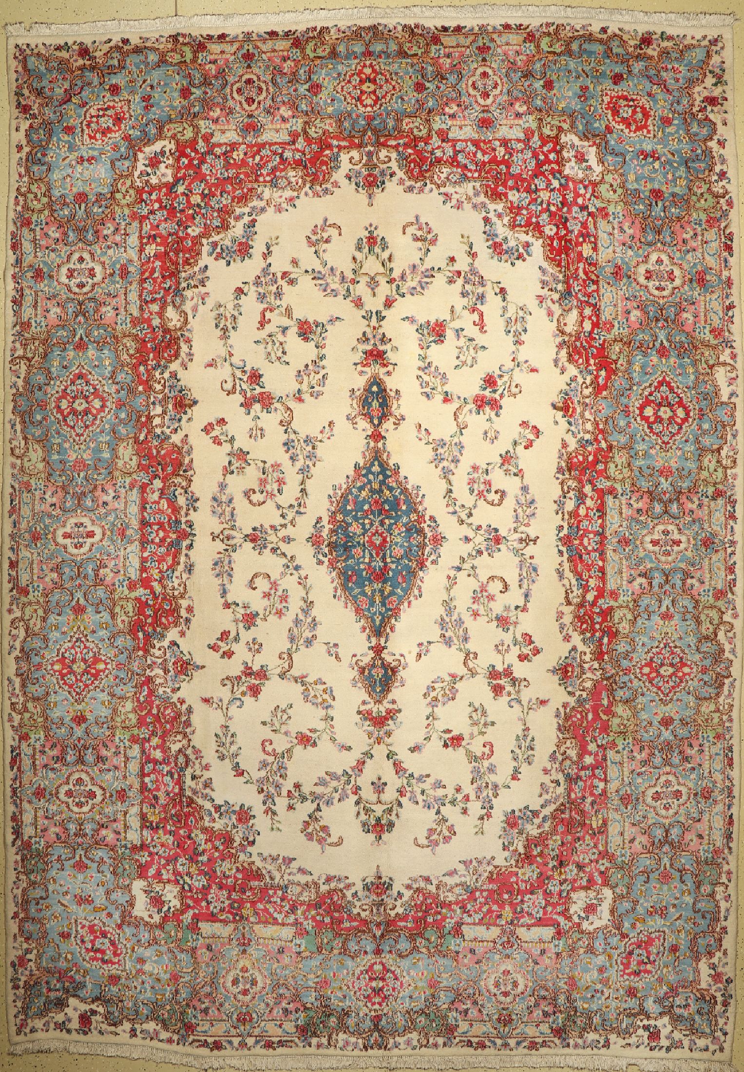 Kerman alt, Persien, um 1960, Wolle auf Baumwolle, ca. 423 x 300 cm, EHZ: 2-3