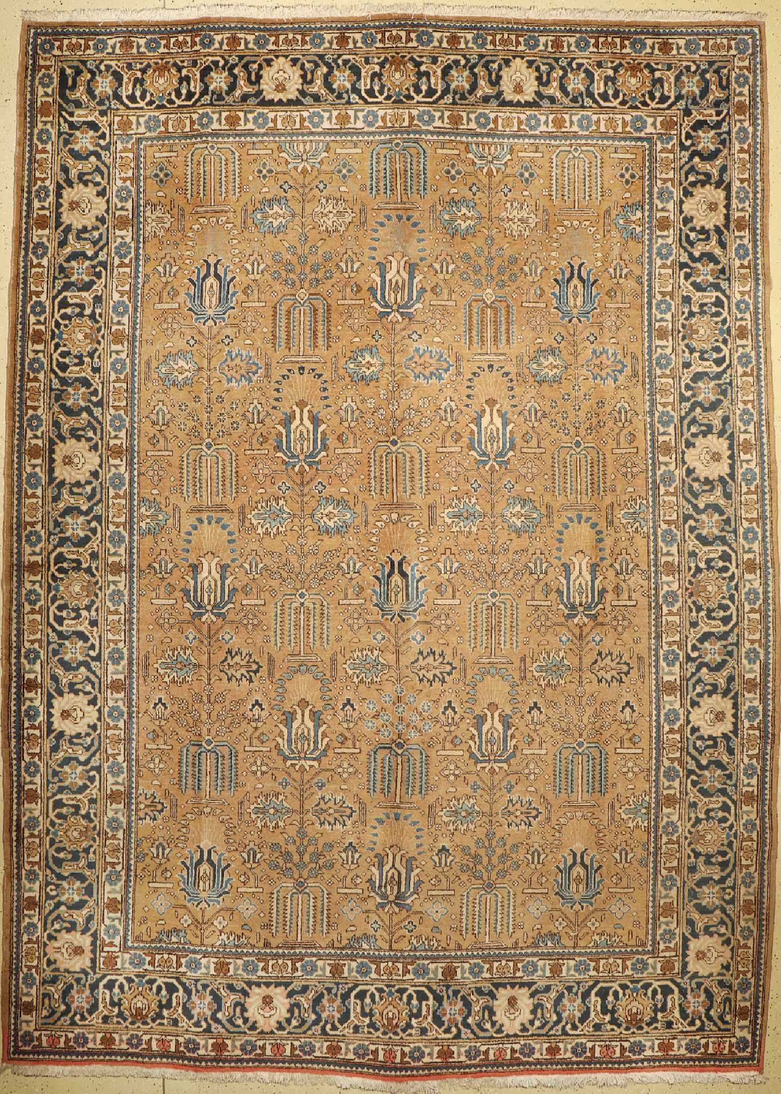 Täbriz alt, Persien, um 1940, Wolle auf Baumwolle, ca. 378 x 276 cm, EHZ: 3
