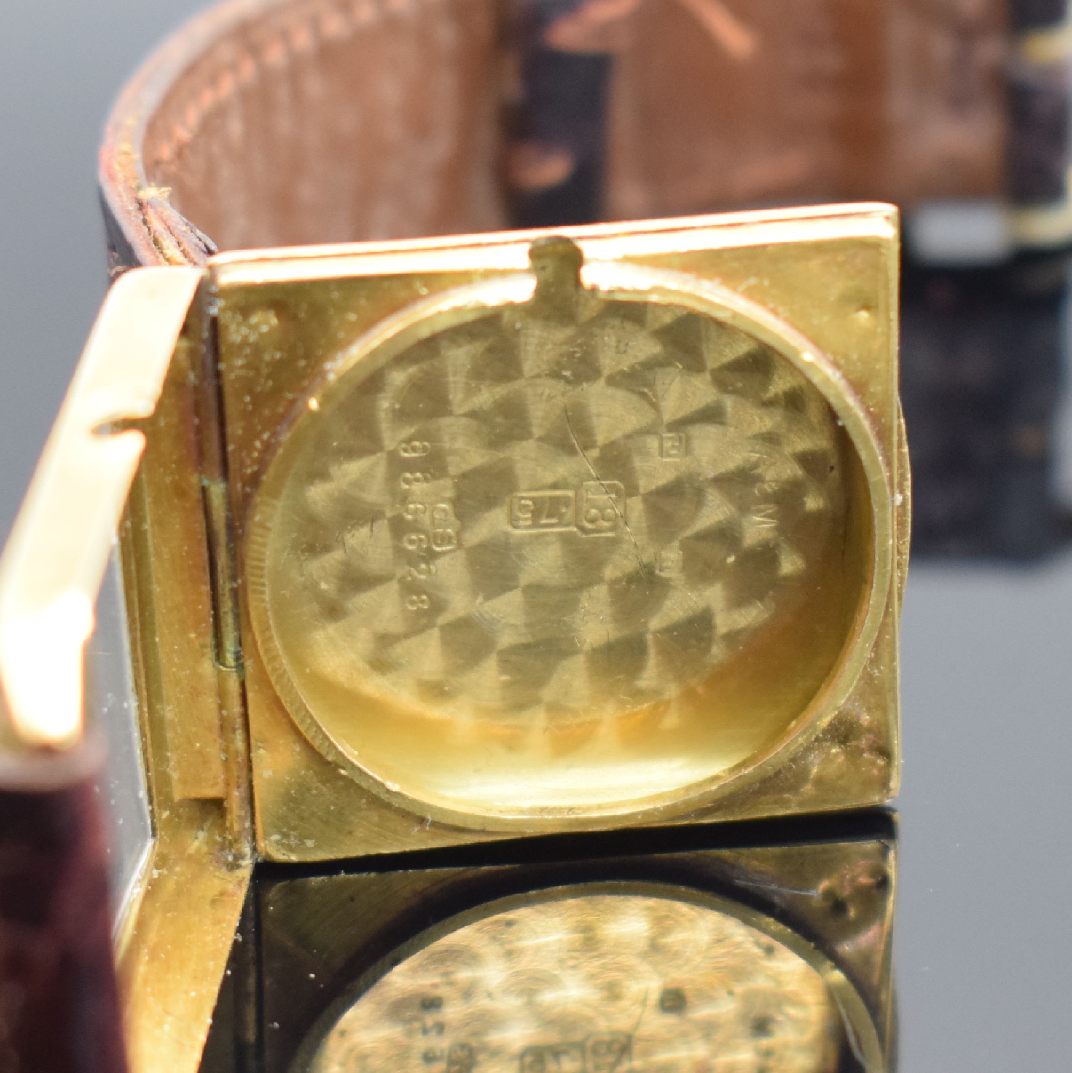 Detail d: VOGT & Cie. SA / FABRIQUE d'HORLOGERIE FORTIS Armbanduhr in GG 750/000, Schweiz um 1936, Handaufzug, dell. Geh. teils angel., Scharnierboden m. ...