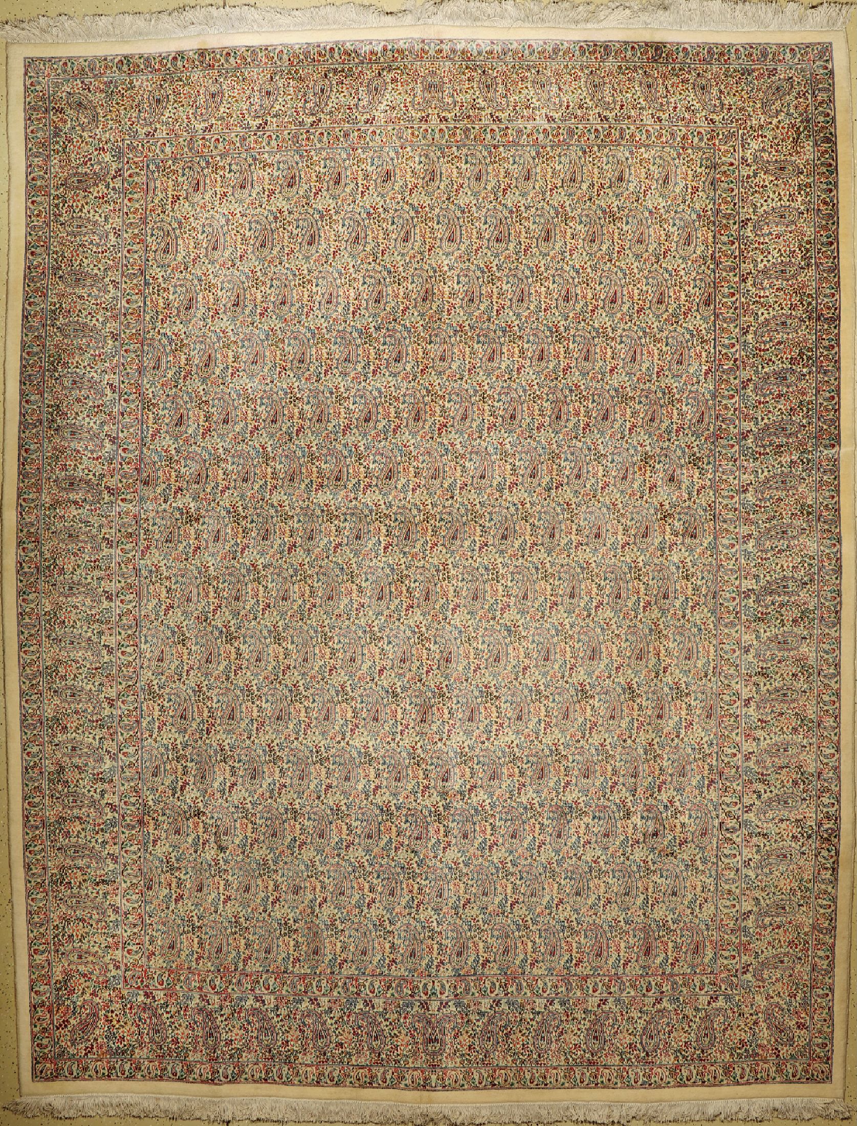 Kerman, Persien, um 1960, Wolle auf Baumwolle, ca. 385 x 300 cm, EHZ: 2