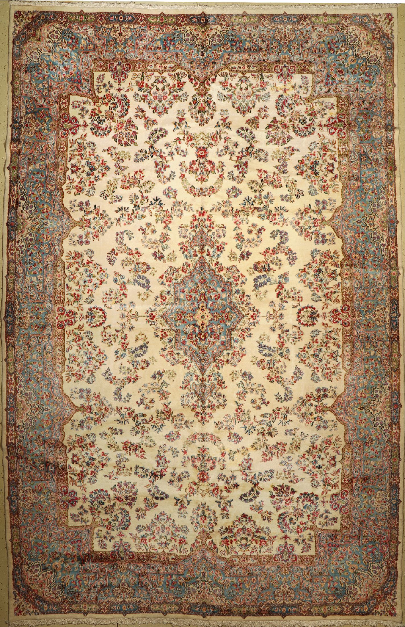 Kerman Lawar Palastteppich, Persien, um 1950, Wolle auf Baumwolle, ca. 530 x 330 cm, EHZ: 2(leicht fleckig)