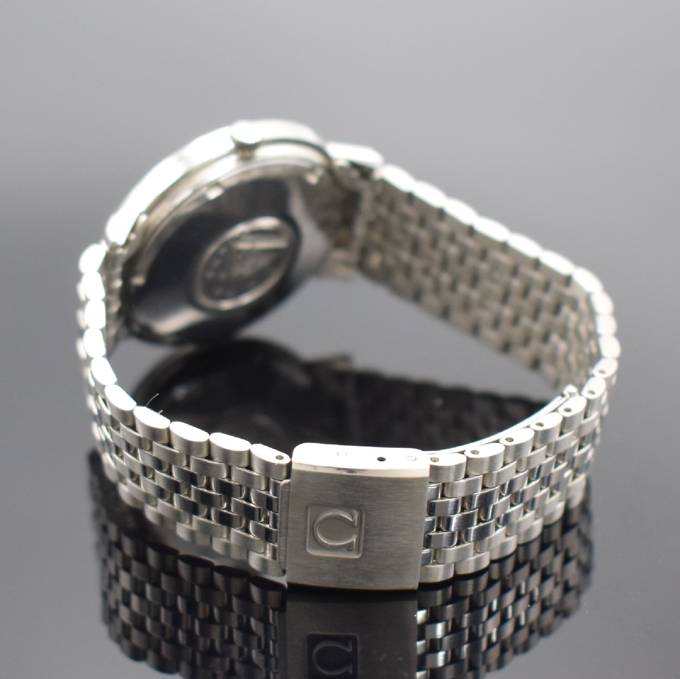 Detail b: OMEGA Constellation Herrenarmbanduhr in Stahl, Schweiz um 1968, Automatik, Ref. 168.004, Boden m. Darst. Sternwarte verschr., orig. Stahlband m. ...