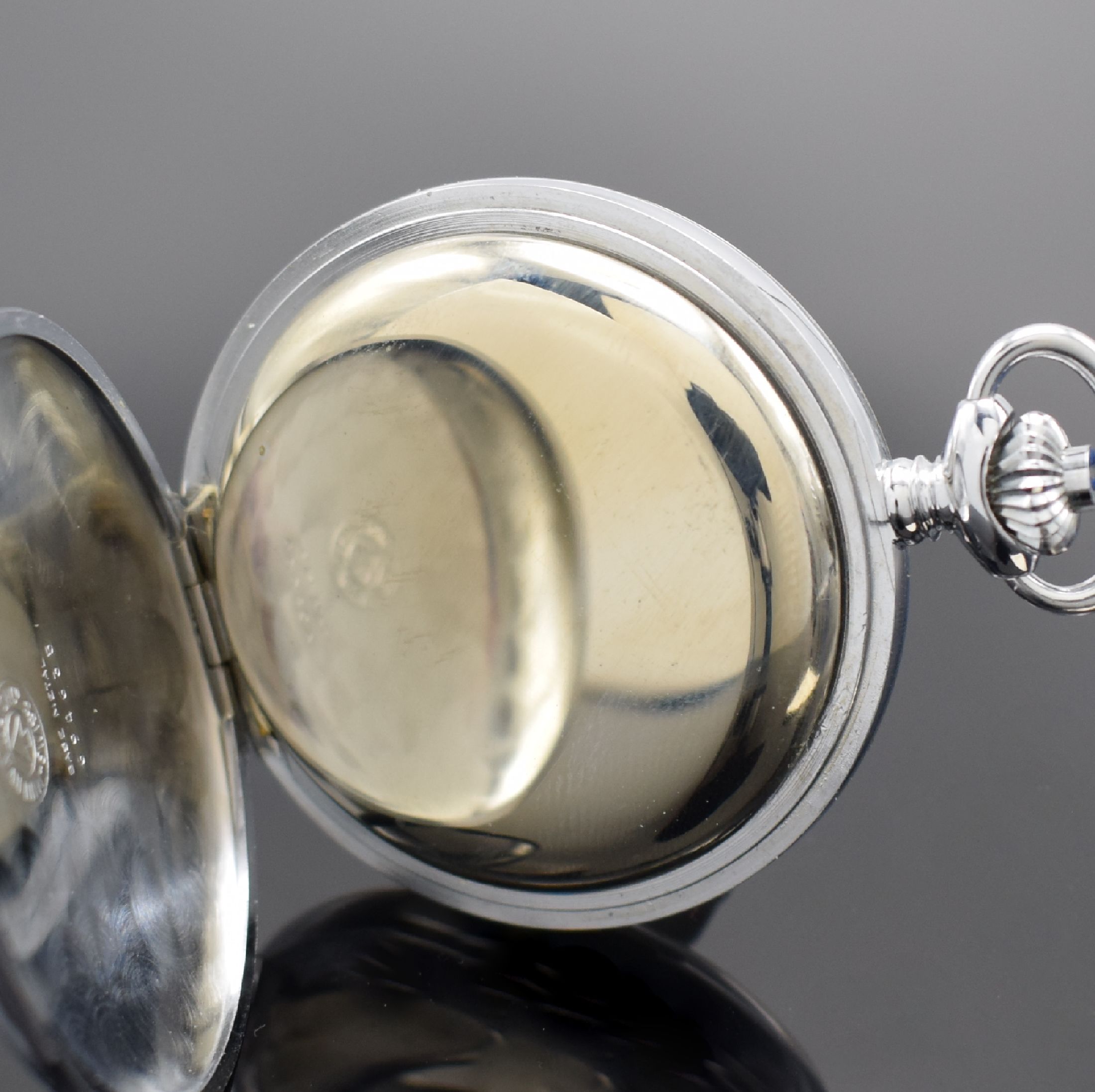 Detail c: MINERVA nahezu neuwertige Taschenuhr mit Chronograph, Schweiz 1960er Jahre, glattes verchr. Geh., weißes Zifferbl. später, arab. Zahlen, gebl. ...