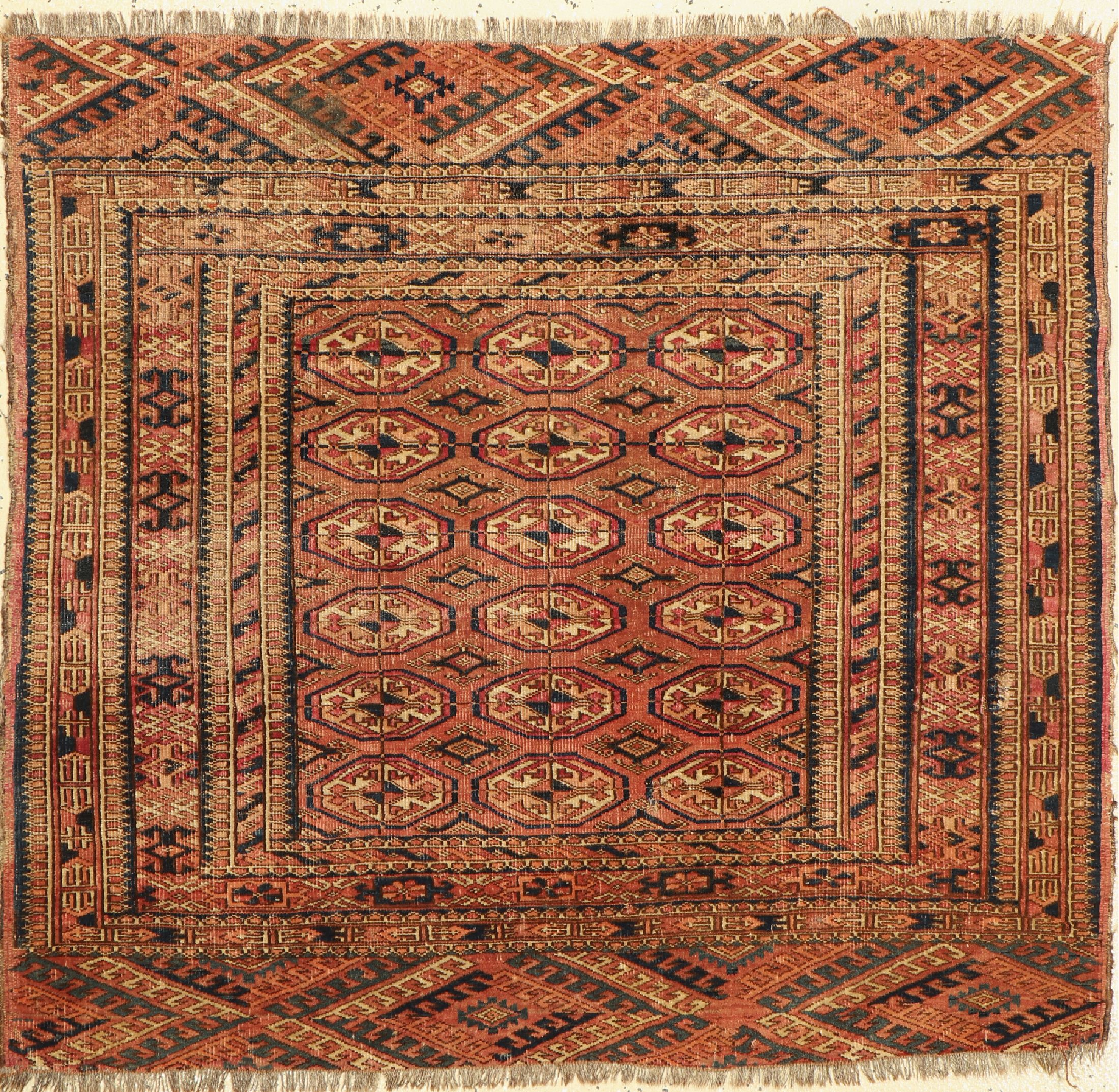 Tekke Herdteppich, Turkmenistan, um 1900, Wolle auf Wolle, ca. 100 x 109 cm, EHZ: 4