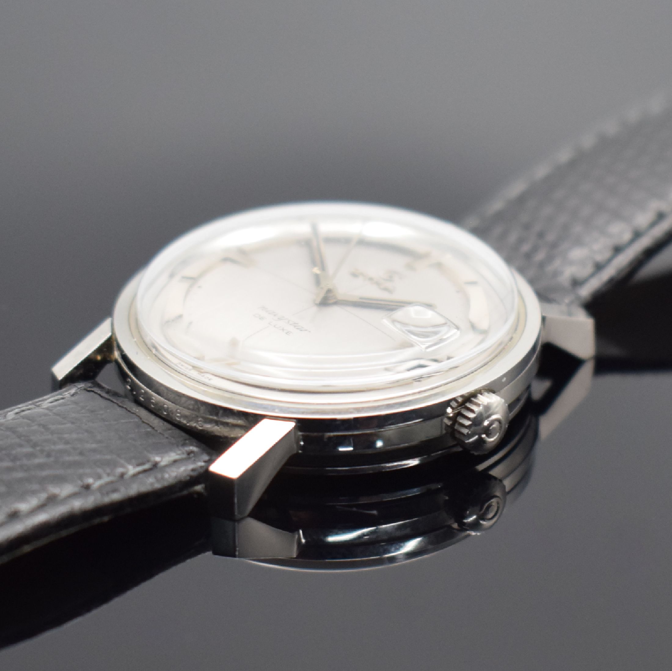 Detail b: CYMA Navystar De Luxe nahezu neuwertige Herrenarmbanduhr in Stahl, Schweiz um 1965, Handaufzug, Boden verschr., sehr schönes, außergew. silb. orig. ...