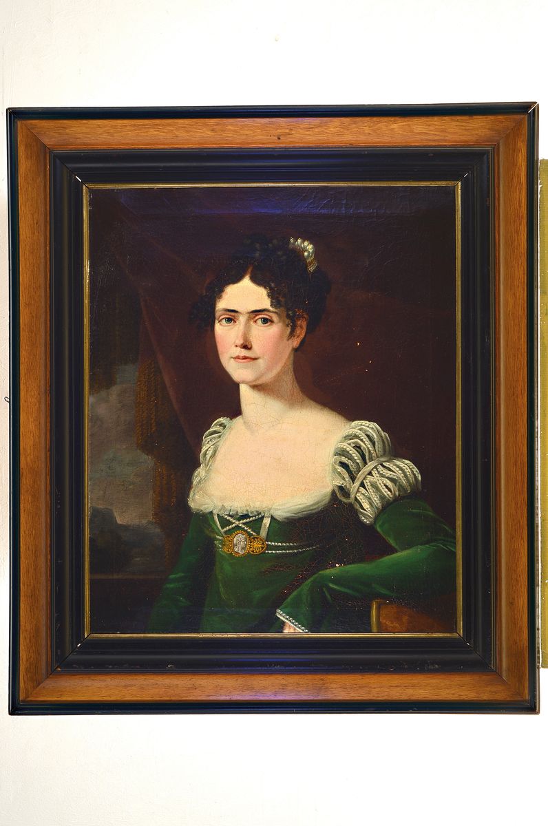 Detail k: Unbekannter Künstler des Biedermeier, deutsch, um 1815/20, Porträt der Königin Karoline Friederike von Bayern (1776-1841) in grünem Samtkleid mit ...