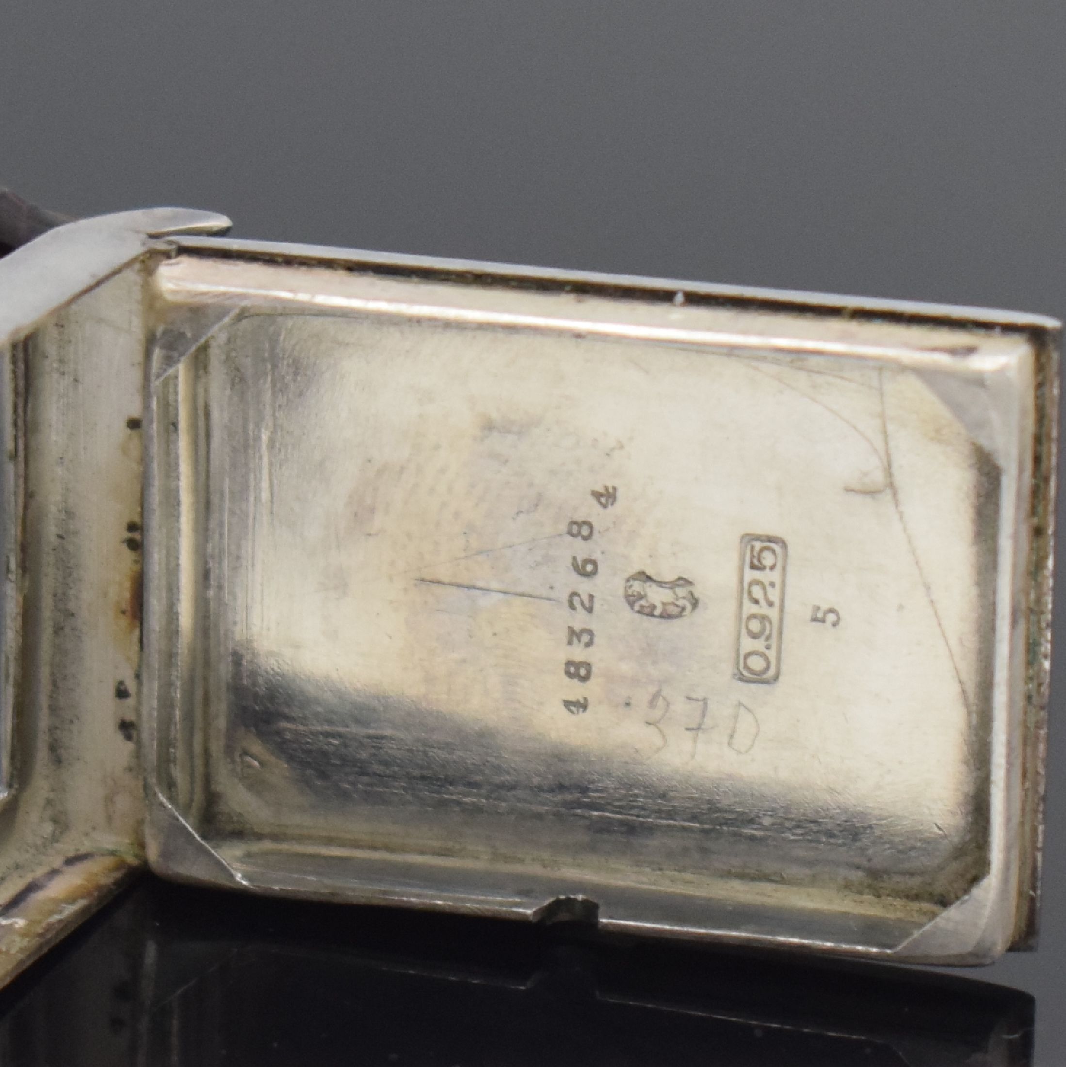 Detail g: LONGINES Armbanduhr mit Kaliber 9,47N, Schweiz um 1928, Handaufzug, 2-teil. 925er Silber Scharniergeh. unsign., silb. Zifferbl. m. arab. Zahlen ...